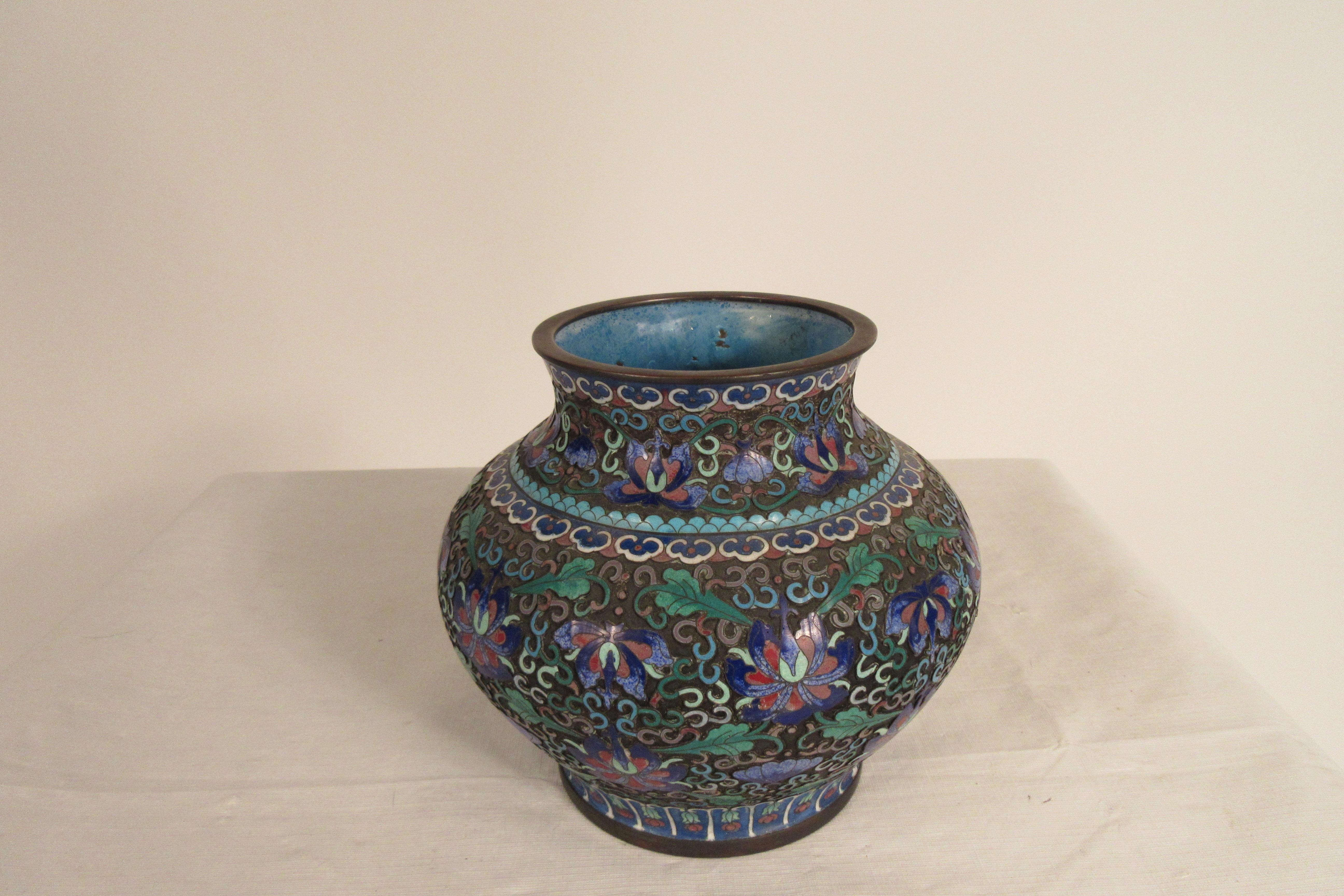 1910 Cloisonné-Vase im Angebot 2