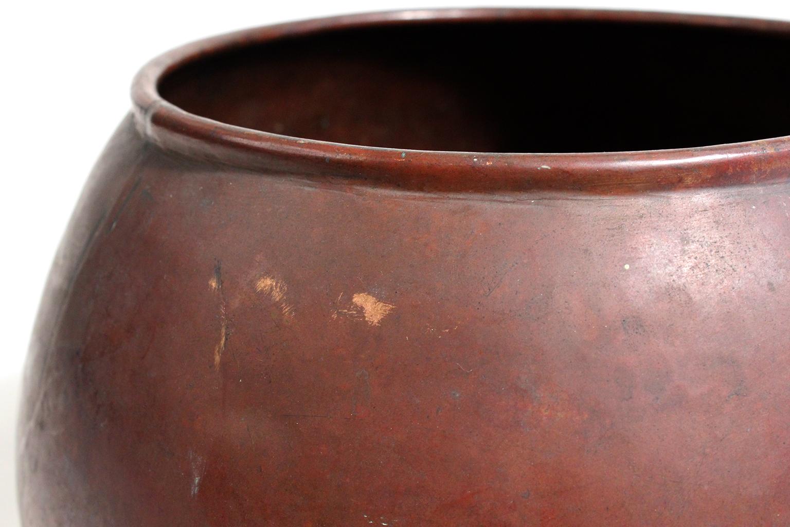 20th Century 1910 Dirk Van Erp & D’arcy Gaw Hand-Hammered Copper Warty Jardiniere Vase Pot For Sale