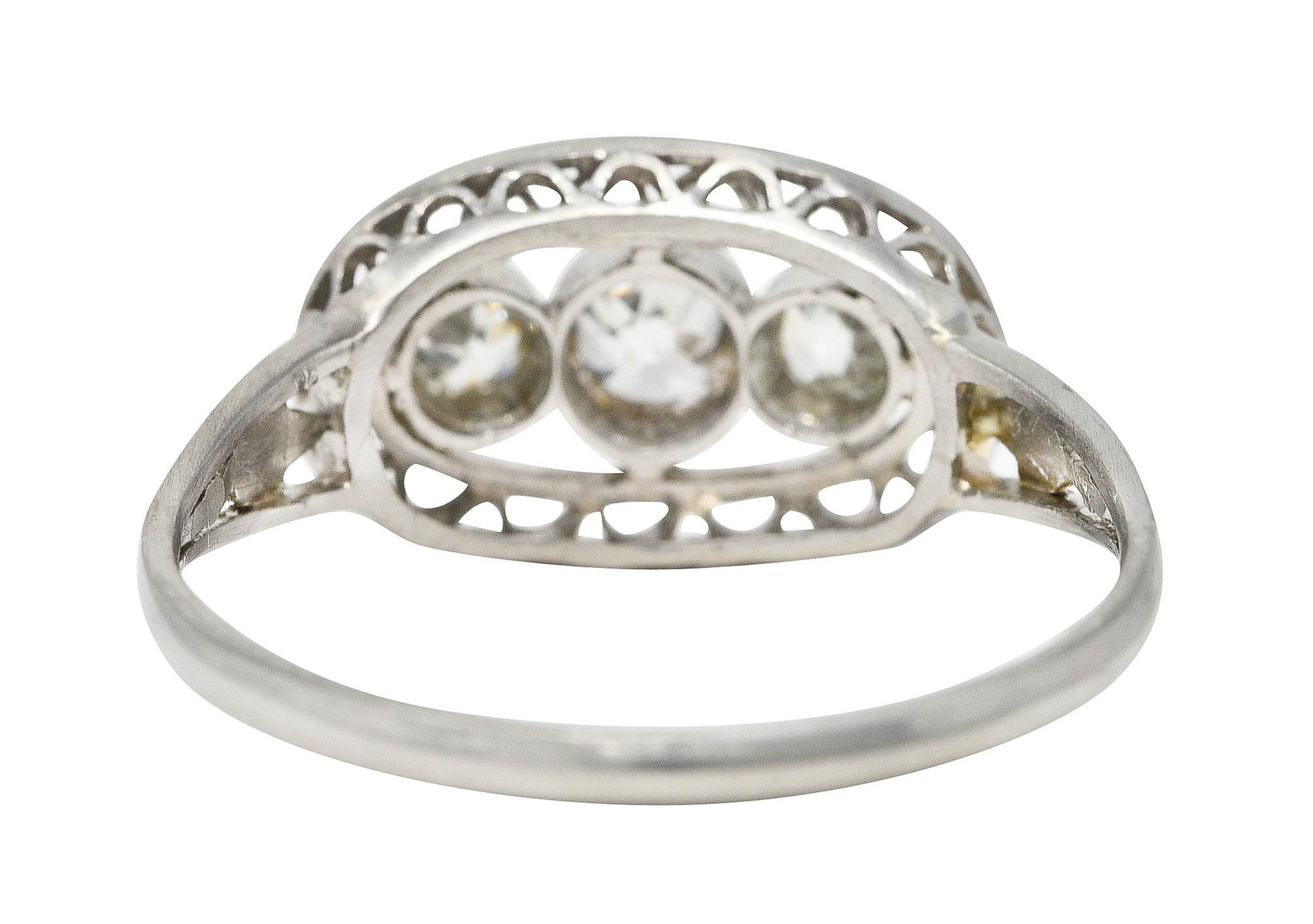 1910 Edwardian 0.27 Carat Old Mine Diamond Antique Three Stone Band Ring In Excellent Condition In Philadelphia, PA