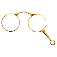 Lorgnette funzionale incisa in oro giallo 14 carati del 1910 Edwardiano