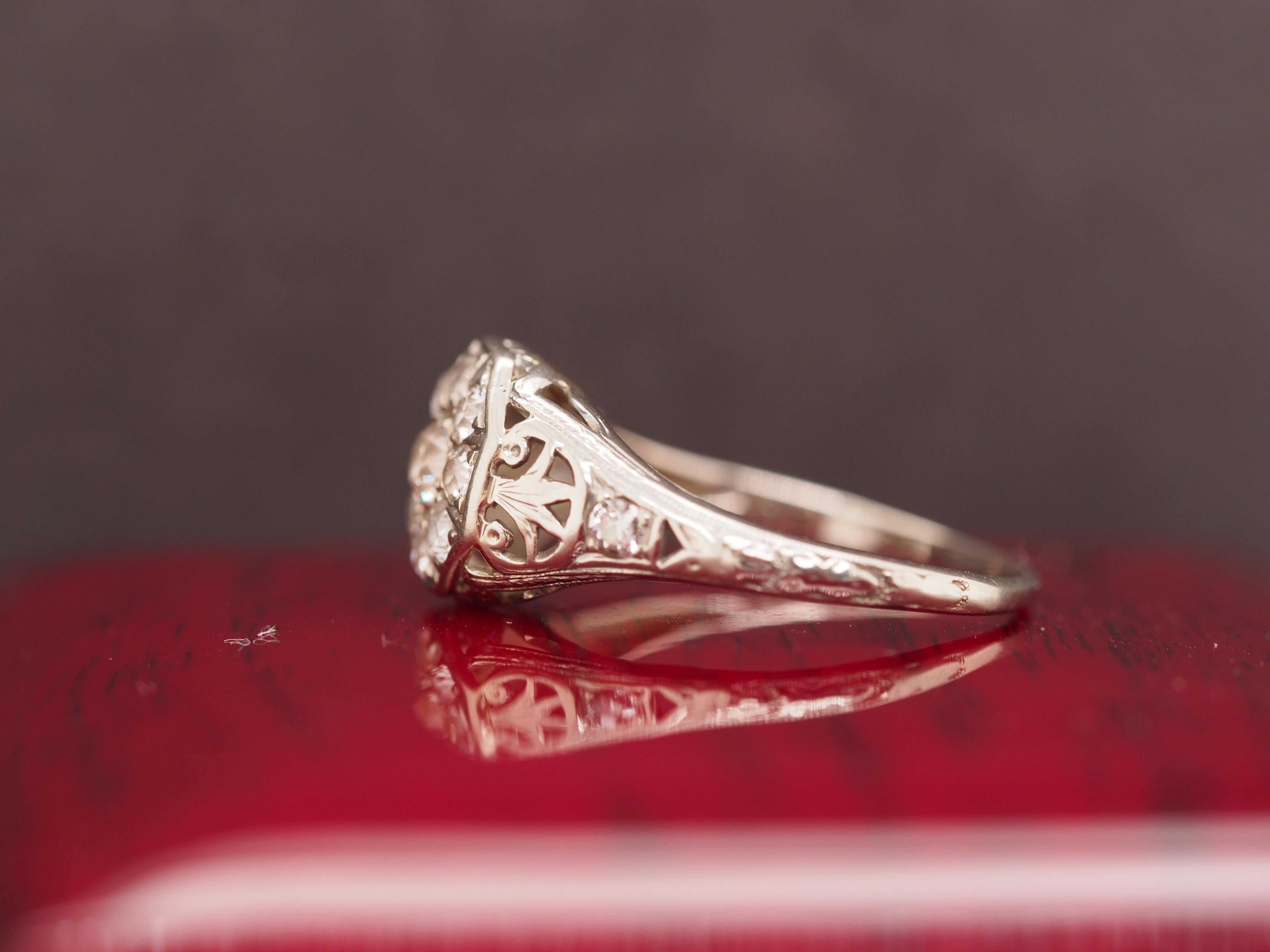Anillo de compromiso de oro blanco/platino eduardiano de 18 quilates y 0,75 ctw de diamantes de mina antigua de 1910 en Bueno estado para la venta en Hicksville, NY