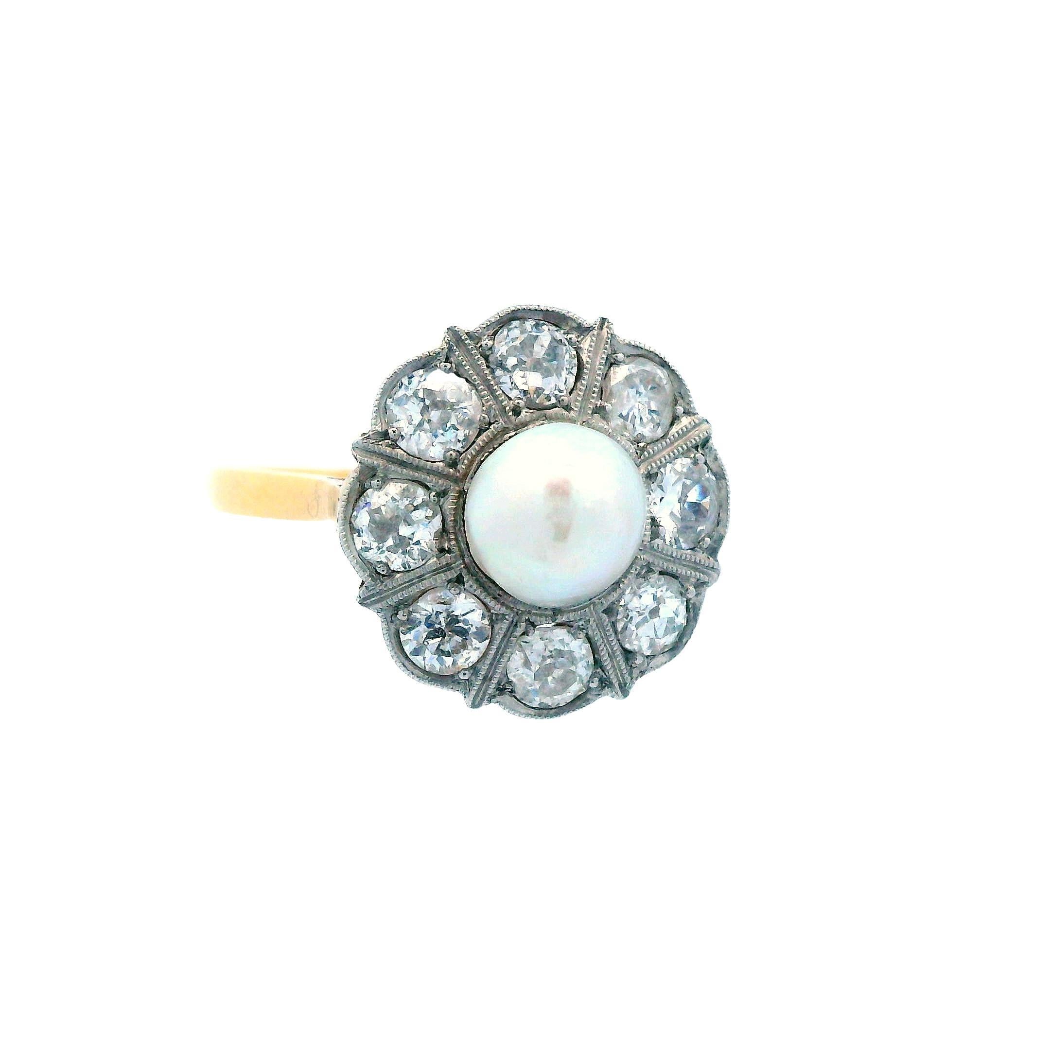1910 Edwardian 18K Yellow Gold ov Platinum Natural Pearl & Diamond Ring For Sale 2