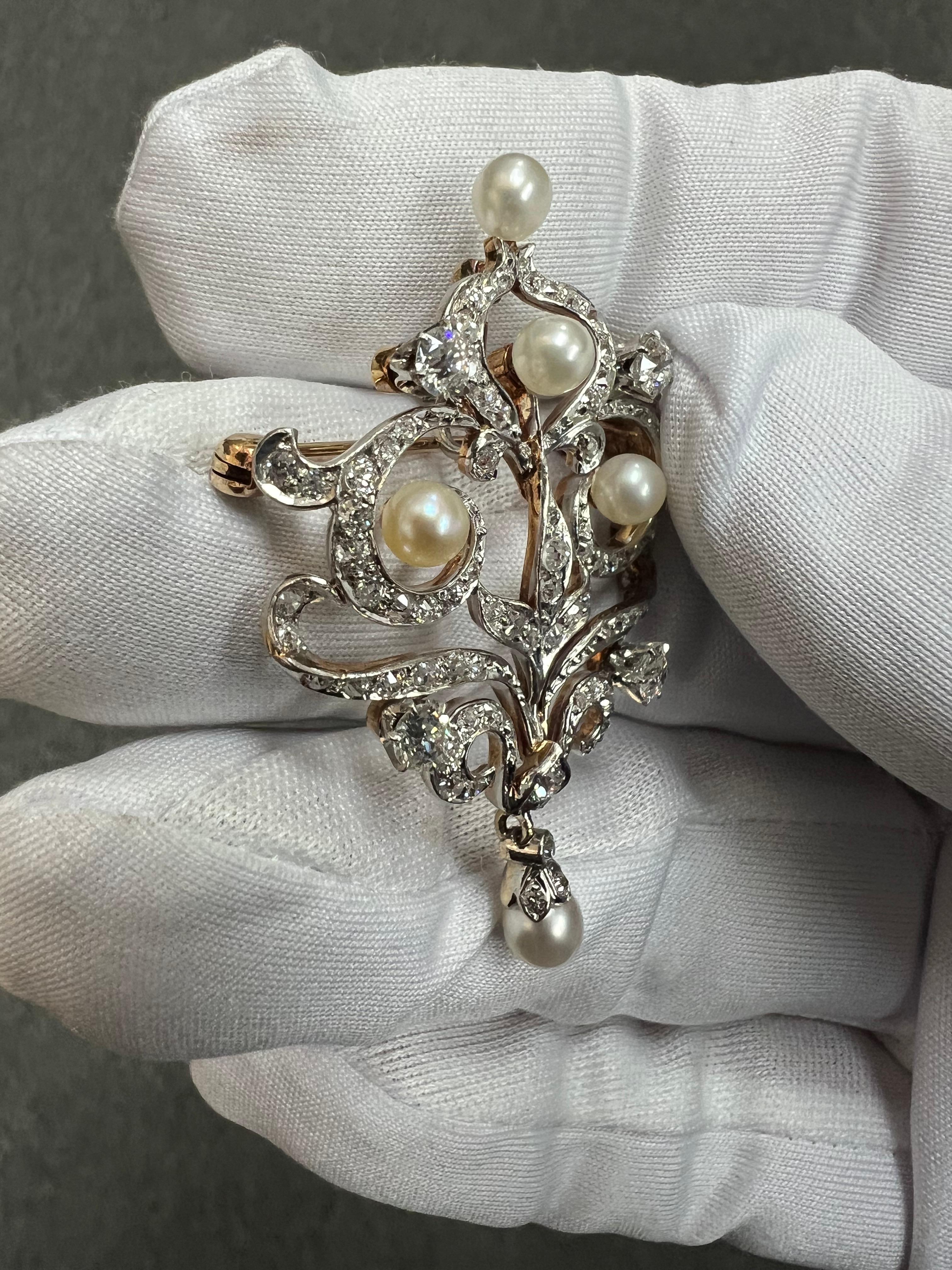Spilla con diamante e perla del 1910 Edwardiana Ciondolo in oro e platino in vendita 6