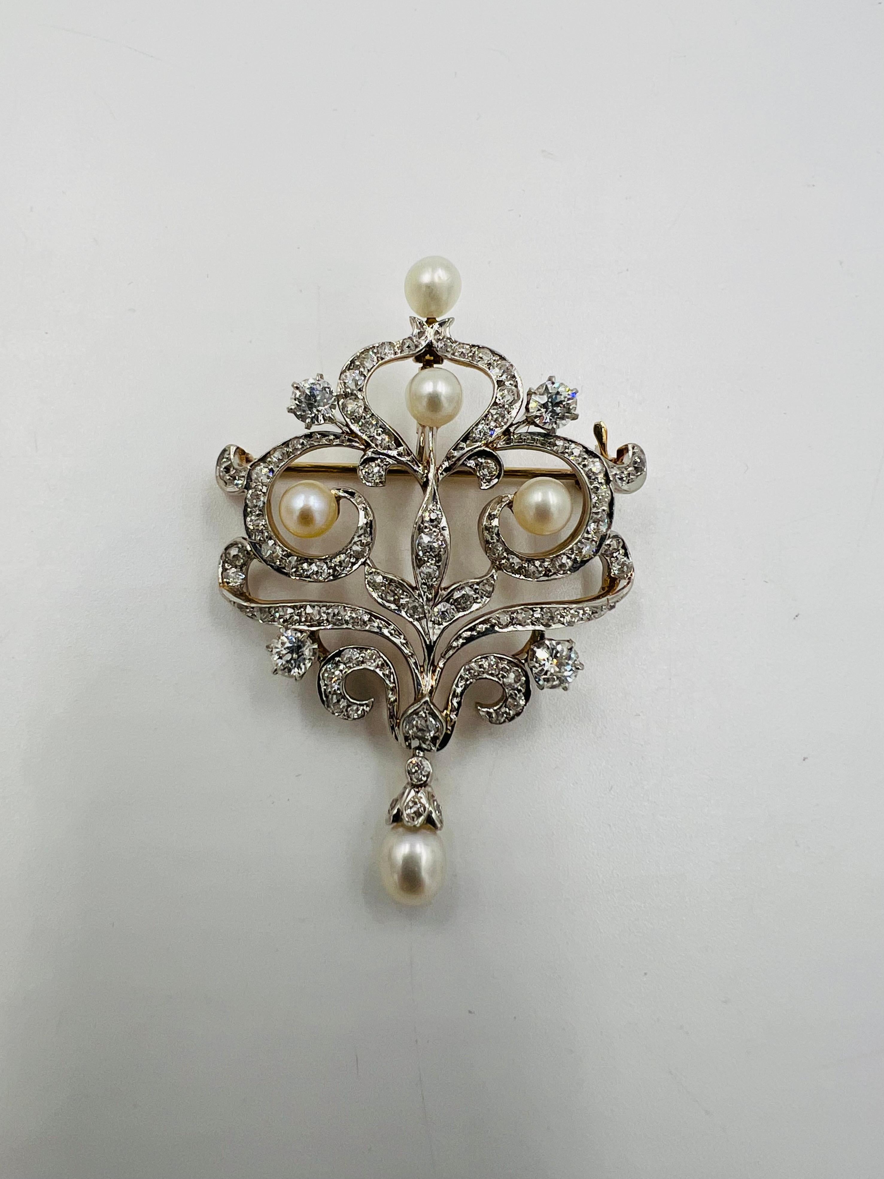 Spilla con diamante e perla del 1910 Edwardiana Ciondolo in oro e platino in vendita 3