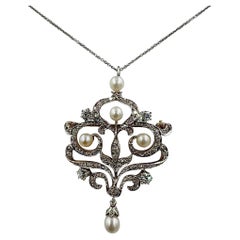 Pendentif broche édouardienne de 1910 en platine et or avec diamants et perles