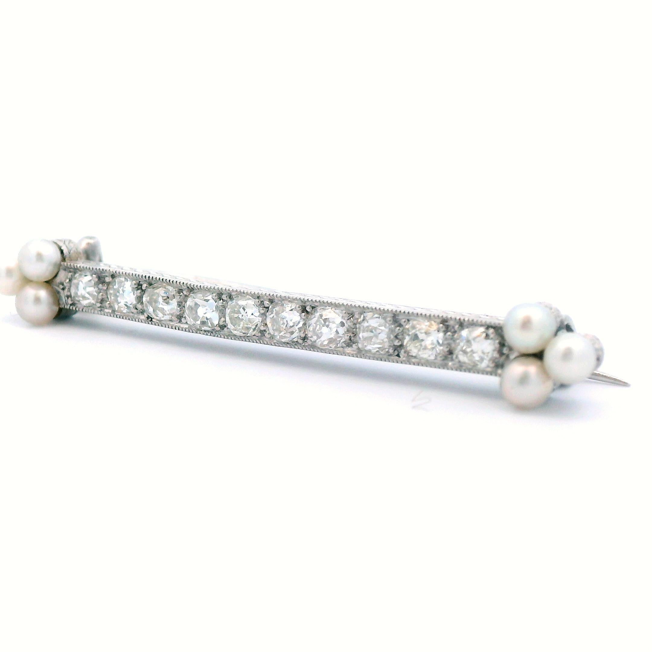 1910 Edwardian Platinum Diamond and Pearl Brooch In Good Condition For Sale In Lexington, KY