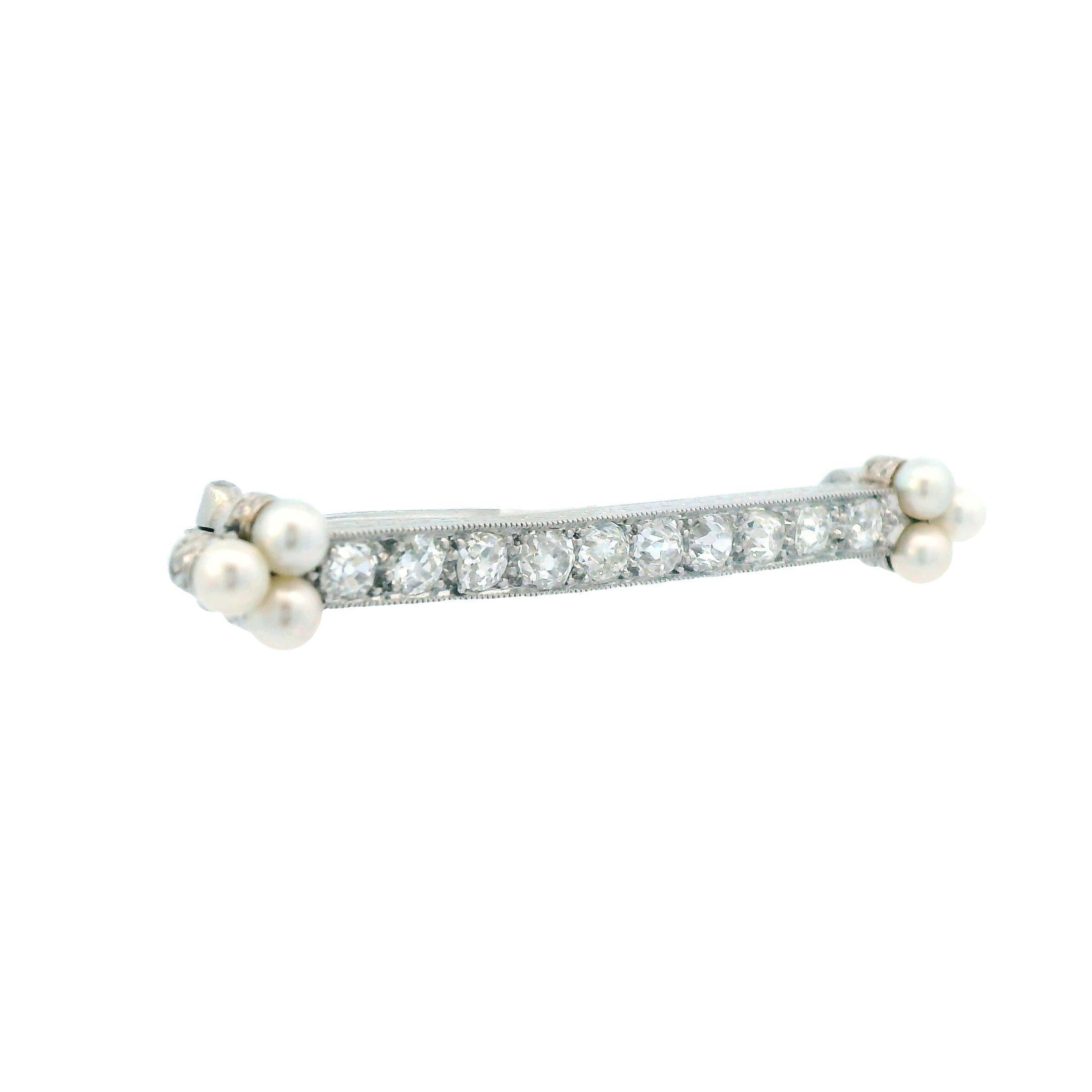 1910 Edwardian Platinum Diamond and Pearl Brooch For Sale 2