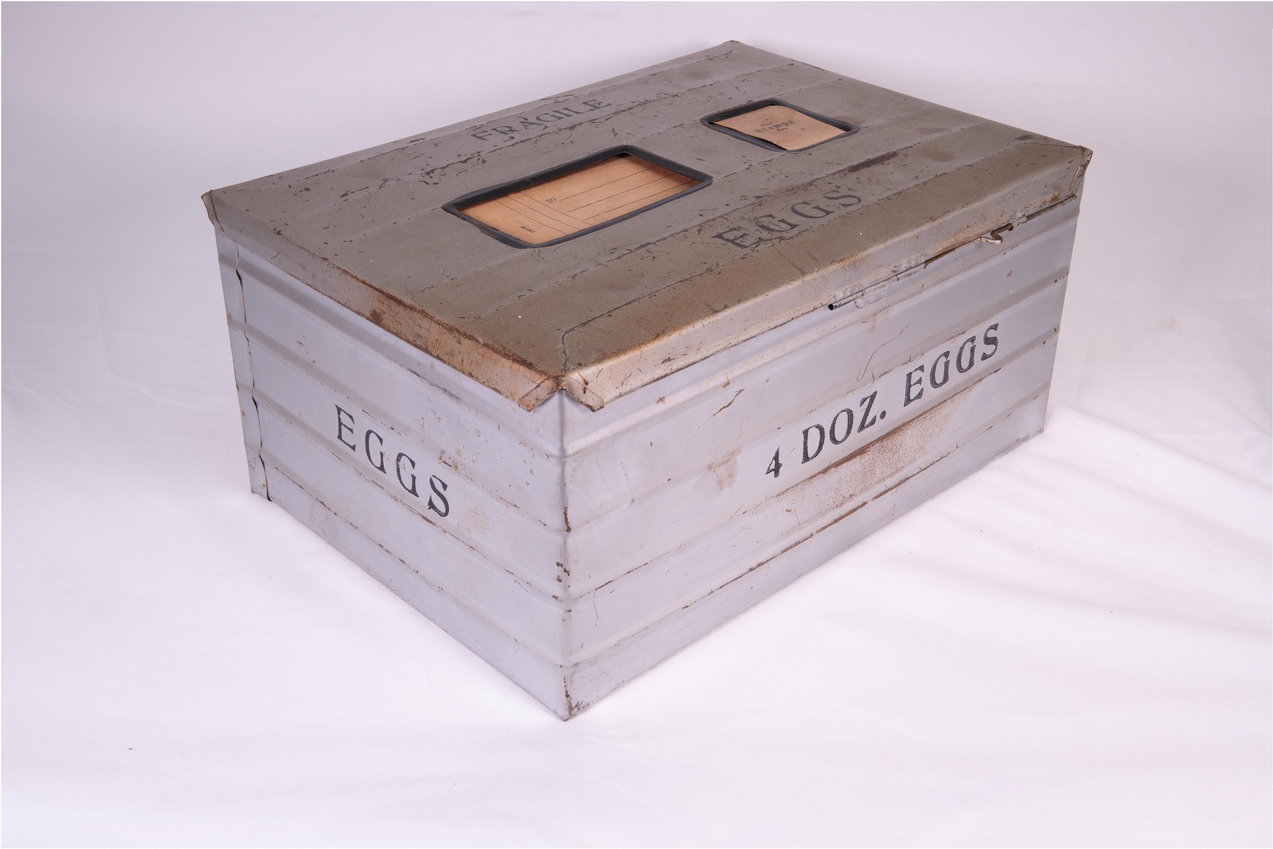 1910 Egg Crate In Fair Condition For Sale In New York, NY