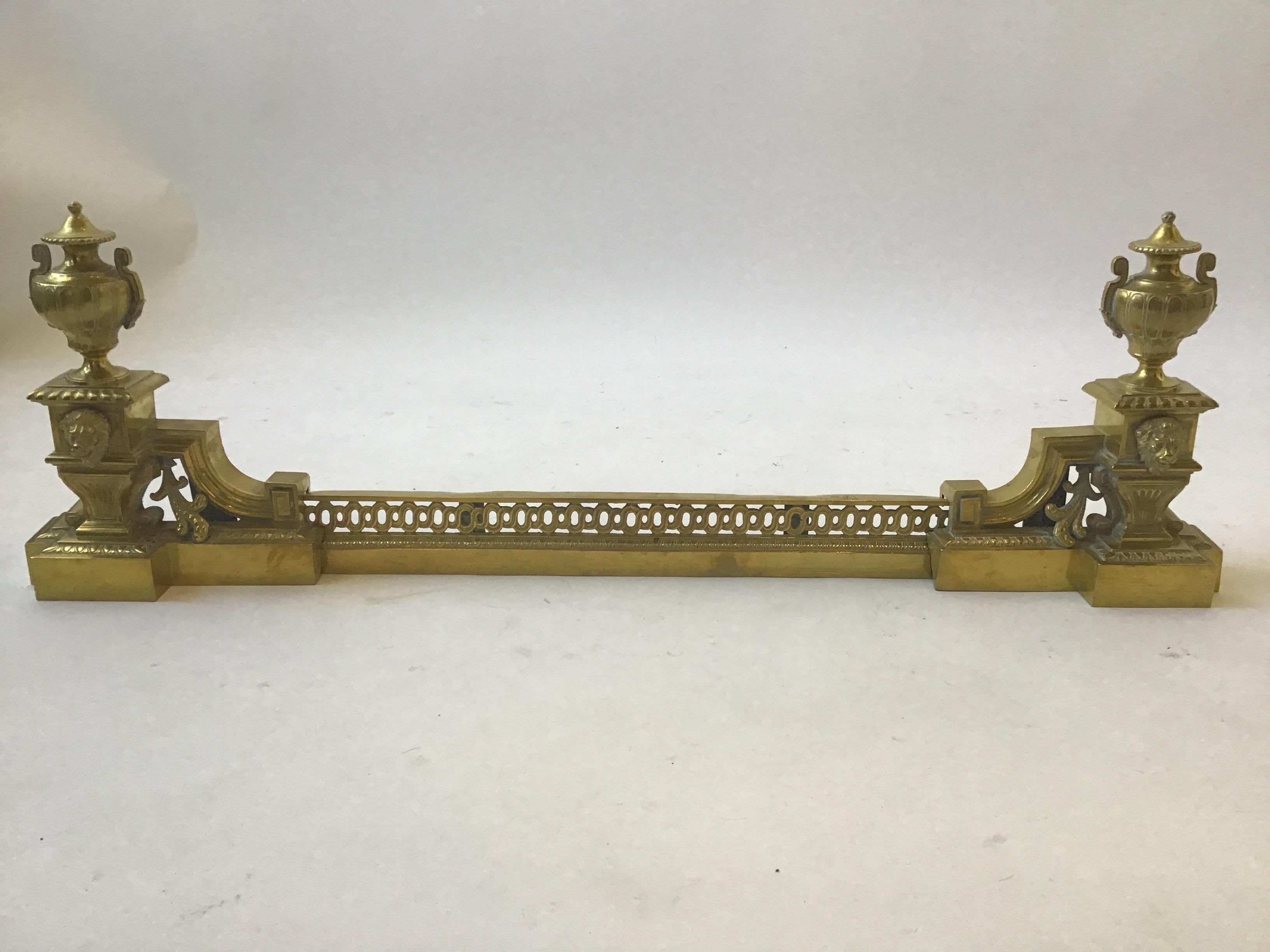 1910 French Brass Fireplace Fender with Lions and Urns In Good Condition In Tarrytown, NY