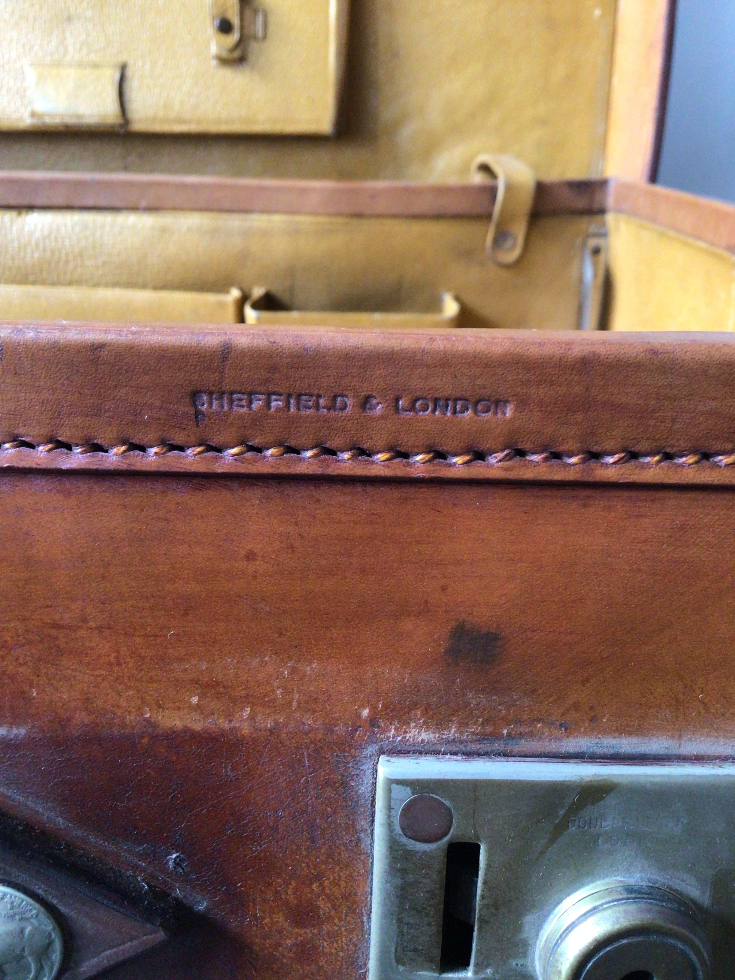 1910 Leather Suitcase For Sale 4