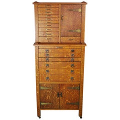 1910 Mission Arts & Crafts Cabinet dentaire américain