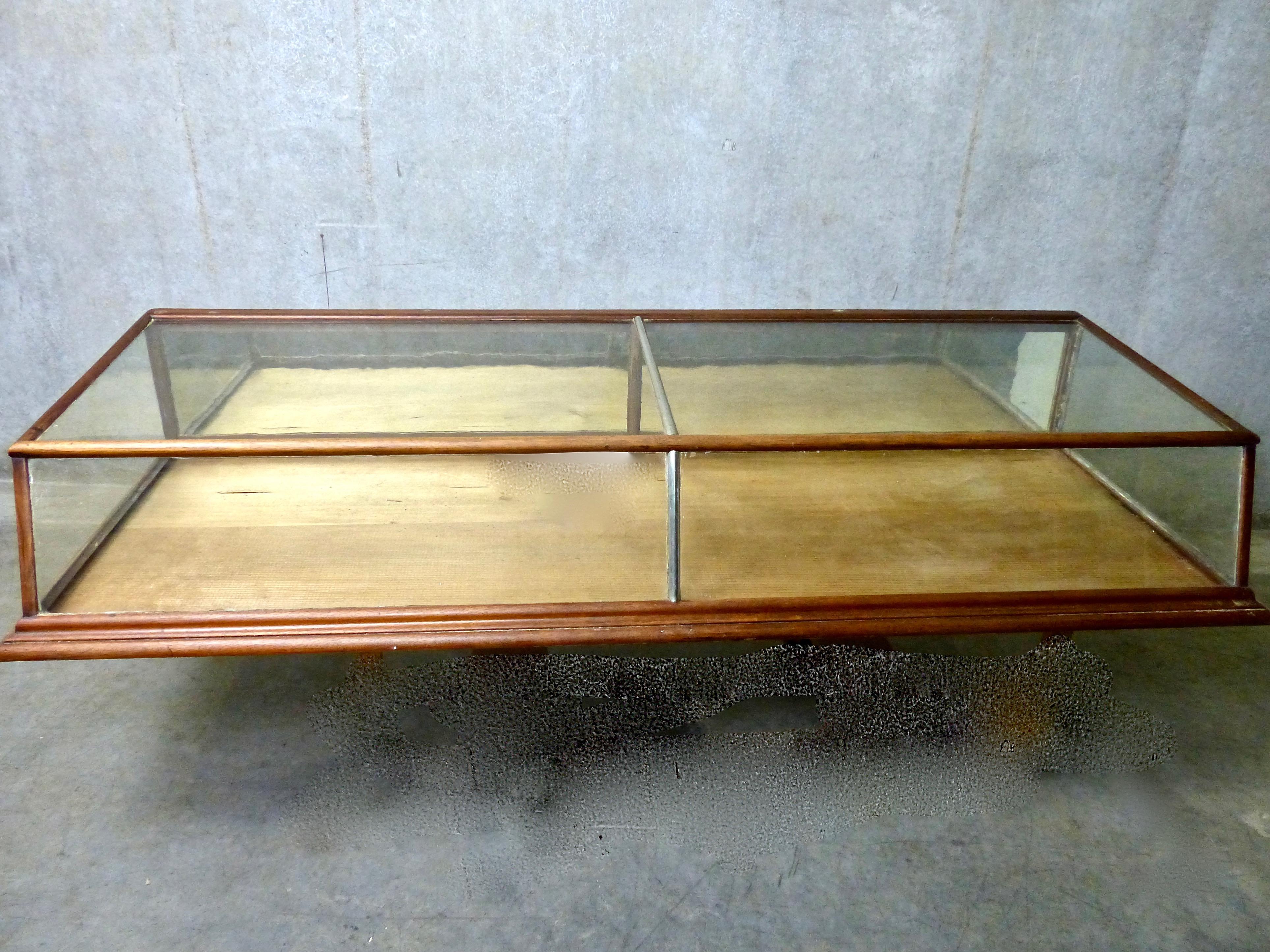 glass countertop display case