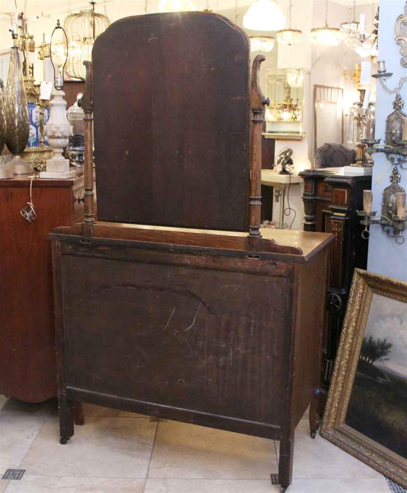 1910 Quarter Sawn Carved Oak Dresser with Mirror and Roomy Drawers In Excellent Condition In New York, NY