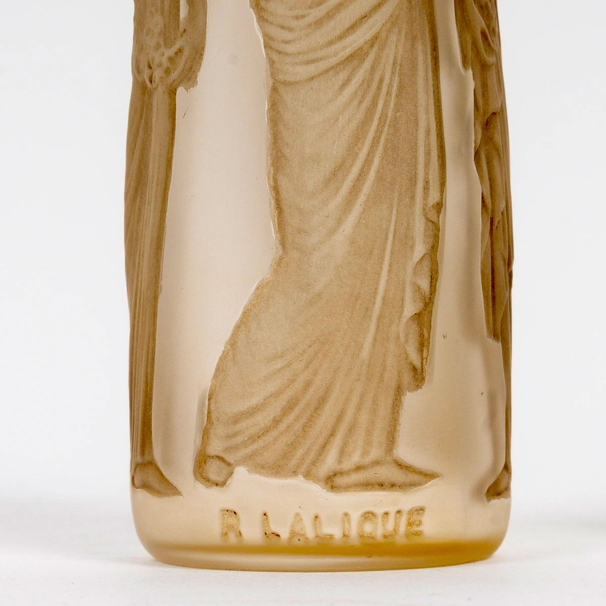 1910 Flacon de parfum René Lalique Ambre Verre Coty Antique Patine Sépia avec boîte en vente 4