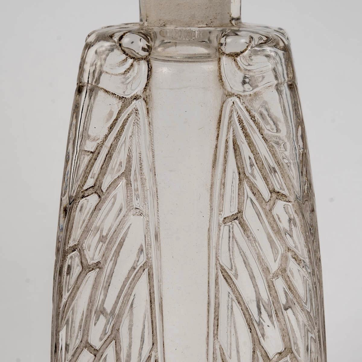 French 1910 Rene Lalique Perfume Bottle Cigalia for Roger & Gallet Glass Grey Patina For Sale
