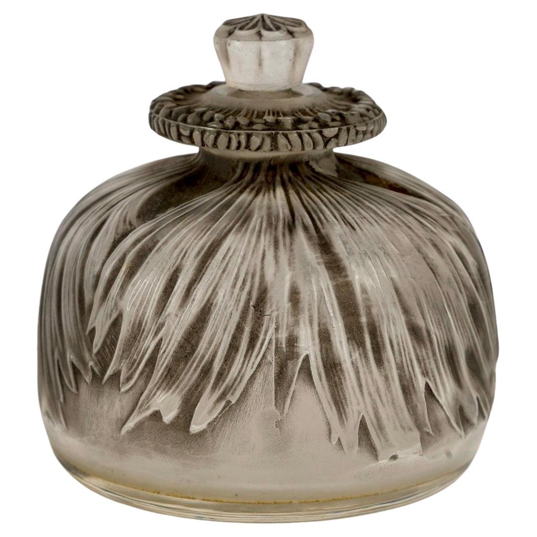 1910 René Lalique Bottiglia di profumo in vetro Pavot Patina grigia in vendita