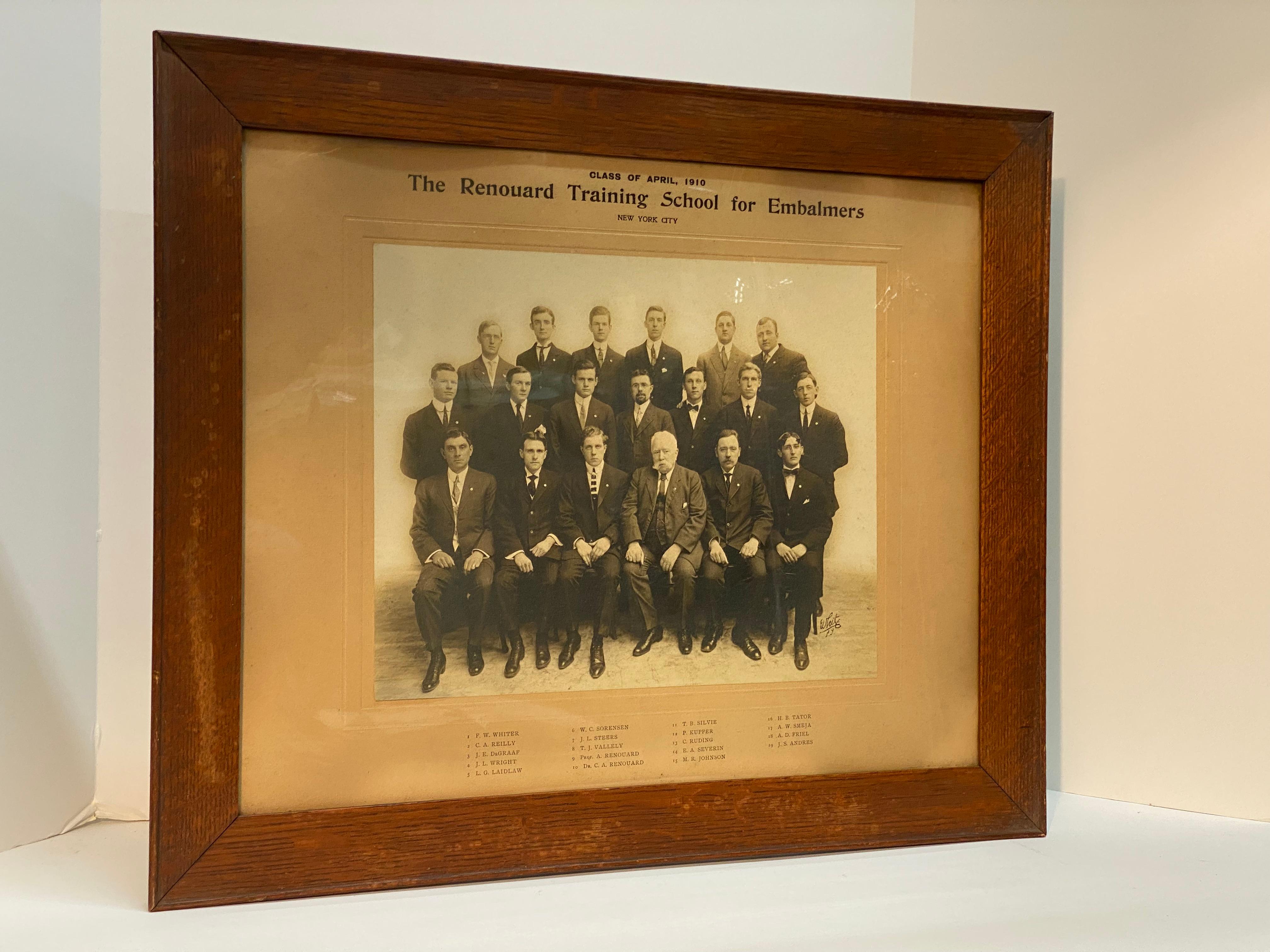 Arts and Crafts 1910 Renouard Training School for Embalmers New York City Graduating Class Photo For Sale