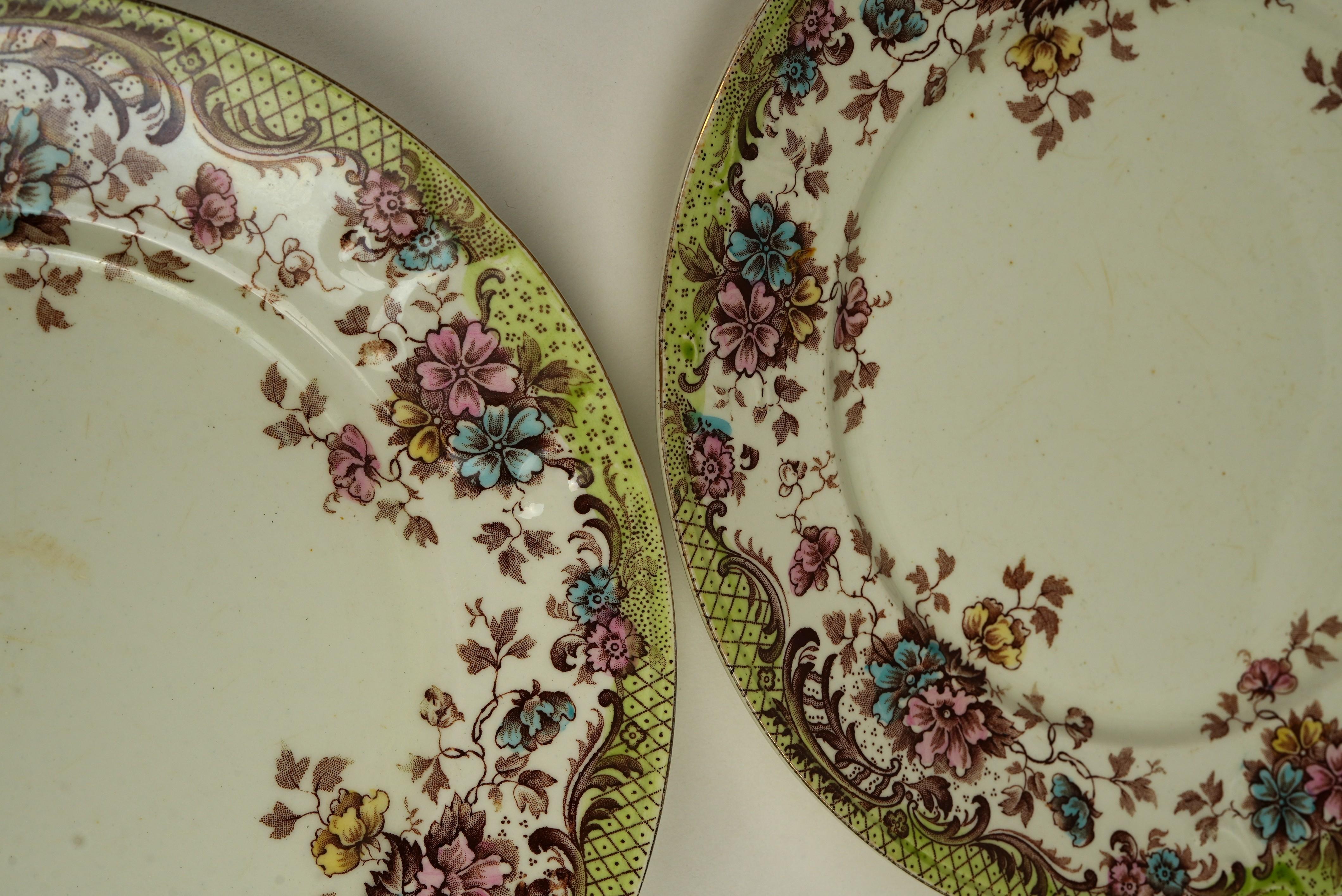 1910, Lote de 5  Antiguos Platos de Vajilla 