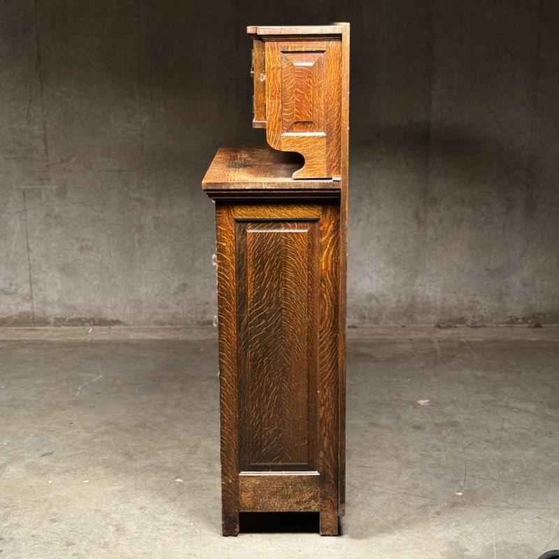Arts and Crafts 1910 tiger oak apothecary dental multi drawer cabinet