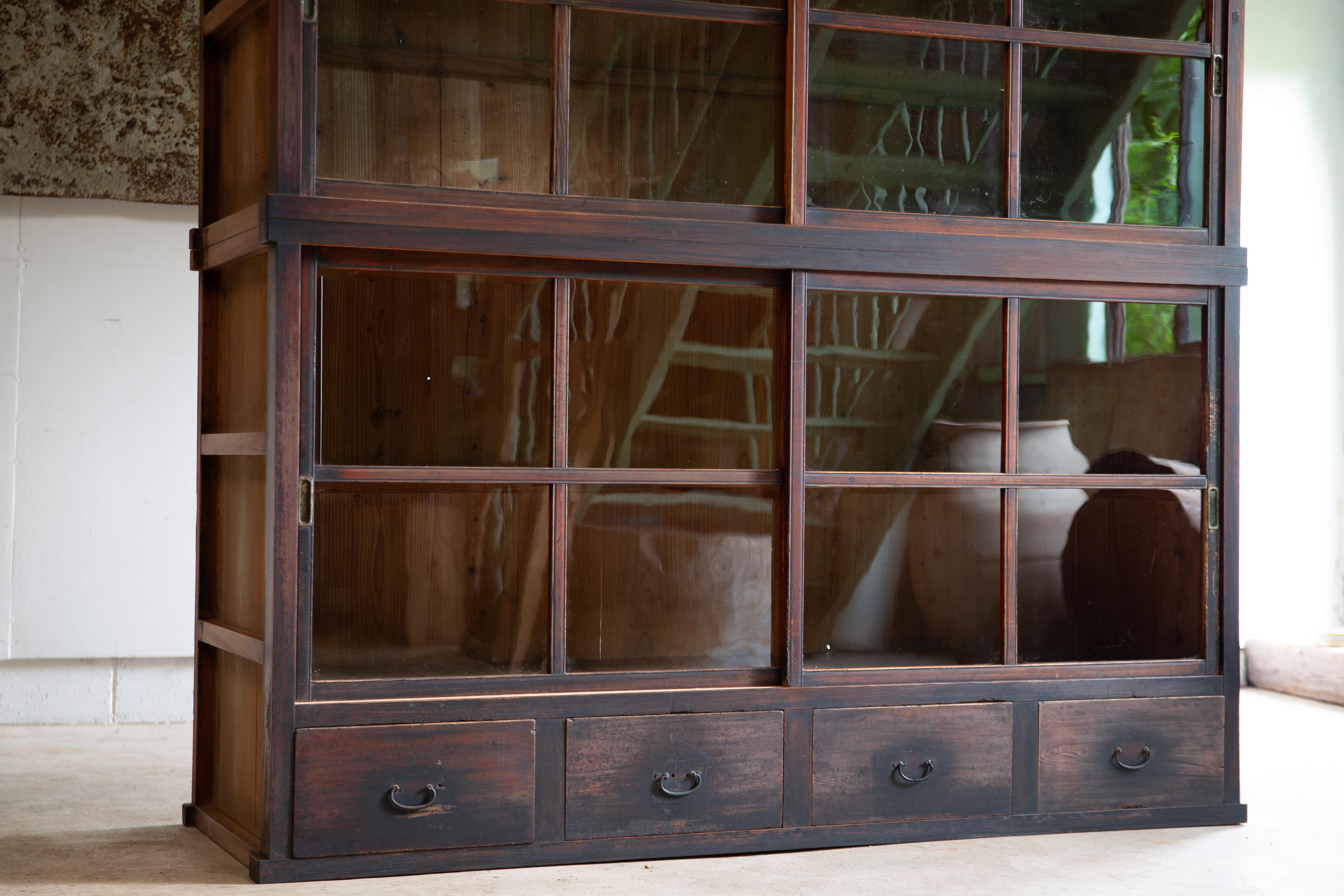 Japonais 1910s-20s Japanese antique 2 tier large glass cabinet. wabi sabi organic en vente