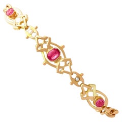 1910 Pulsera antigua de oro amarillo de 1,20 quilates de turmalina rosa y perlas de siembra