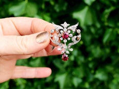 1910er Jahre Antike 2,05 Karat Rubin und 1,70 Karat Diamant und Gelbgold Brosche