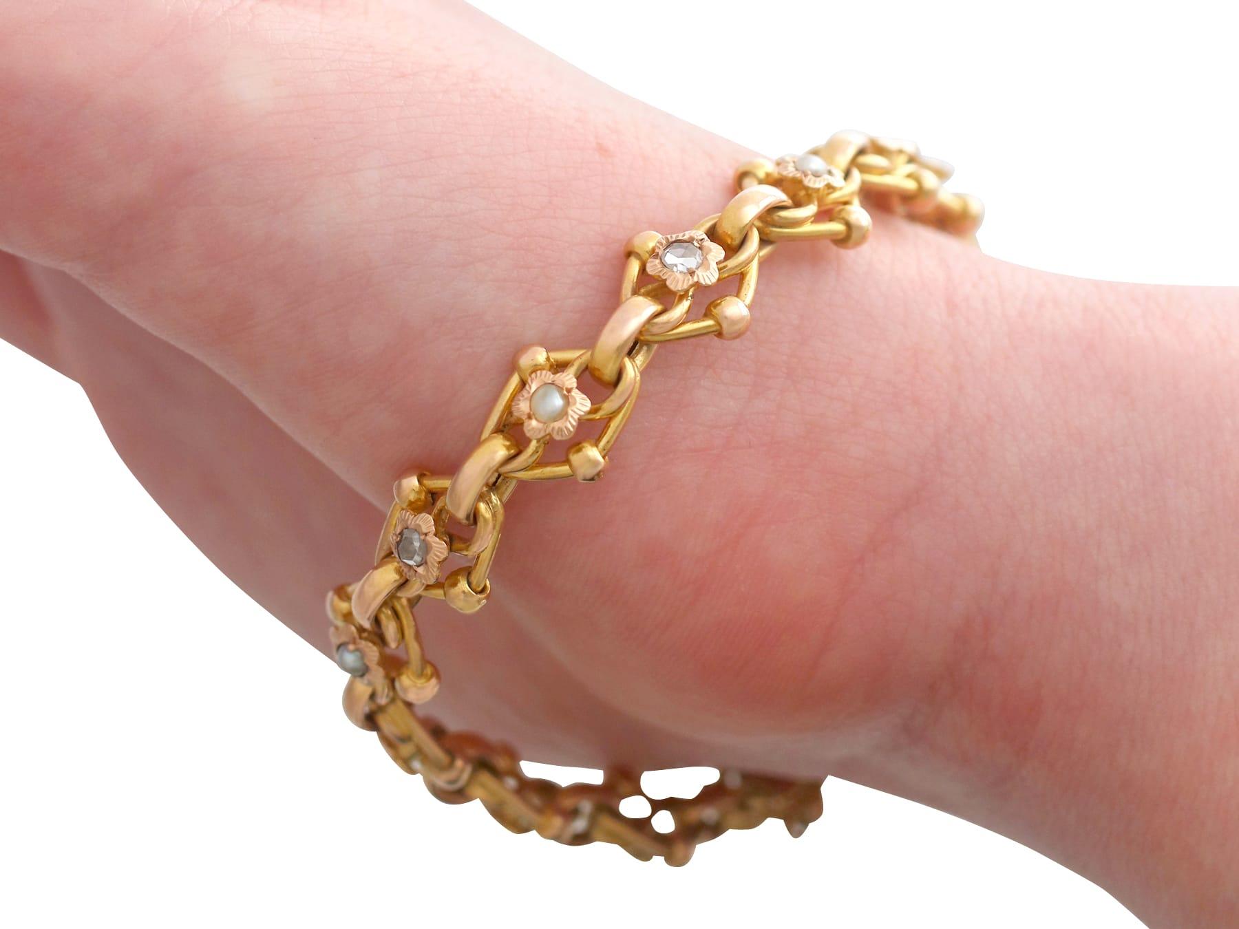 1910s 2.61 Carat Diamond and Seed Pearl Yellow Gold Bracelet For Sale 6