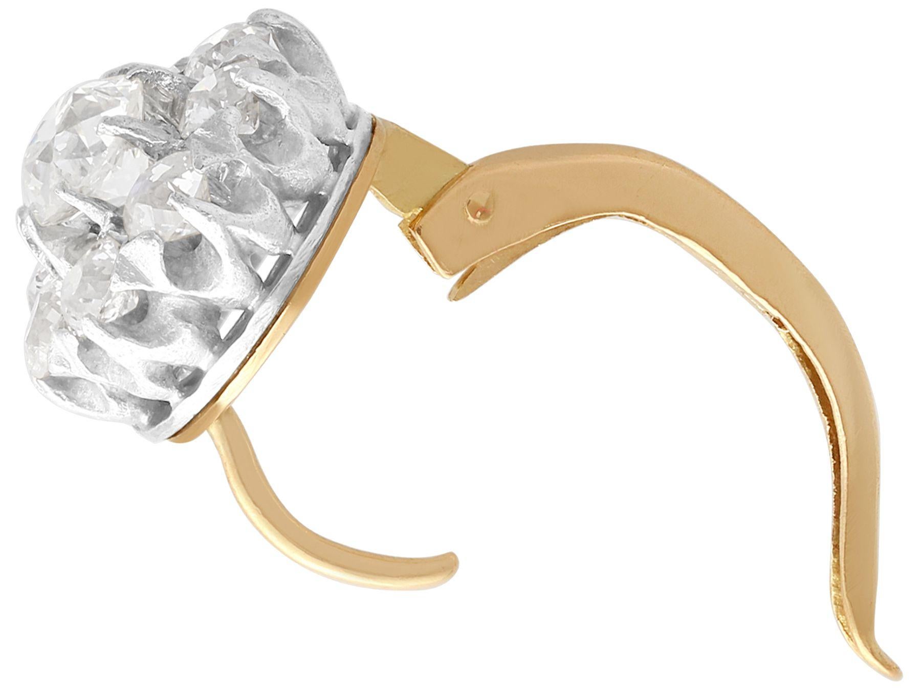 1910er Jahre Antike 3,37 Karat Diamant und Gelbgold Cluster-Ohrringe im Angebot 1