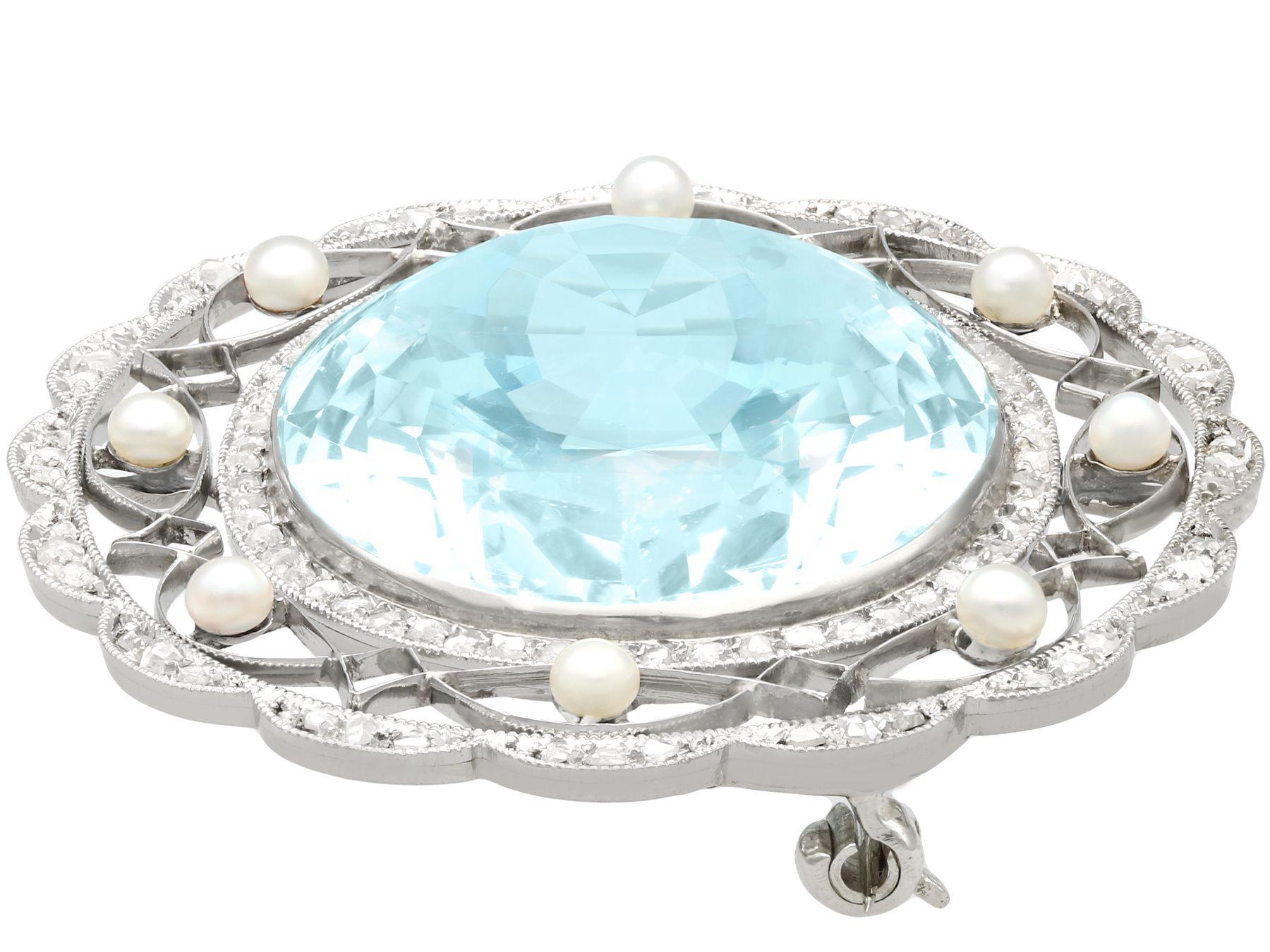 1910s, Antique 43.84 Carat Oval Cut Aquamarine Diamond and Pearl Platinum Brooch In Excellent Condition For Sale In Jesmond, Newcastle Upon Tyne