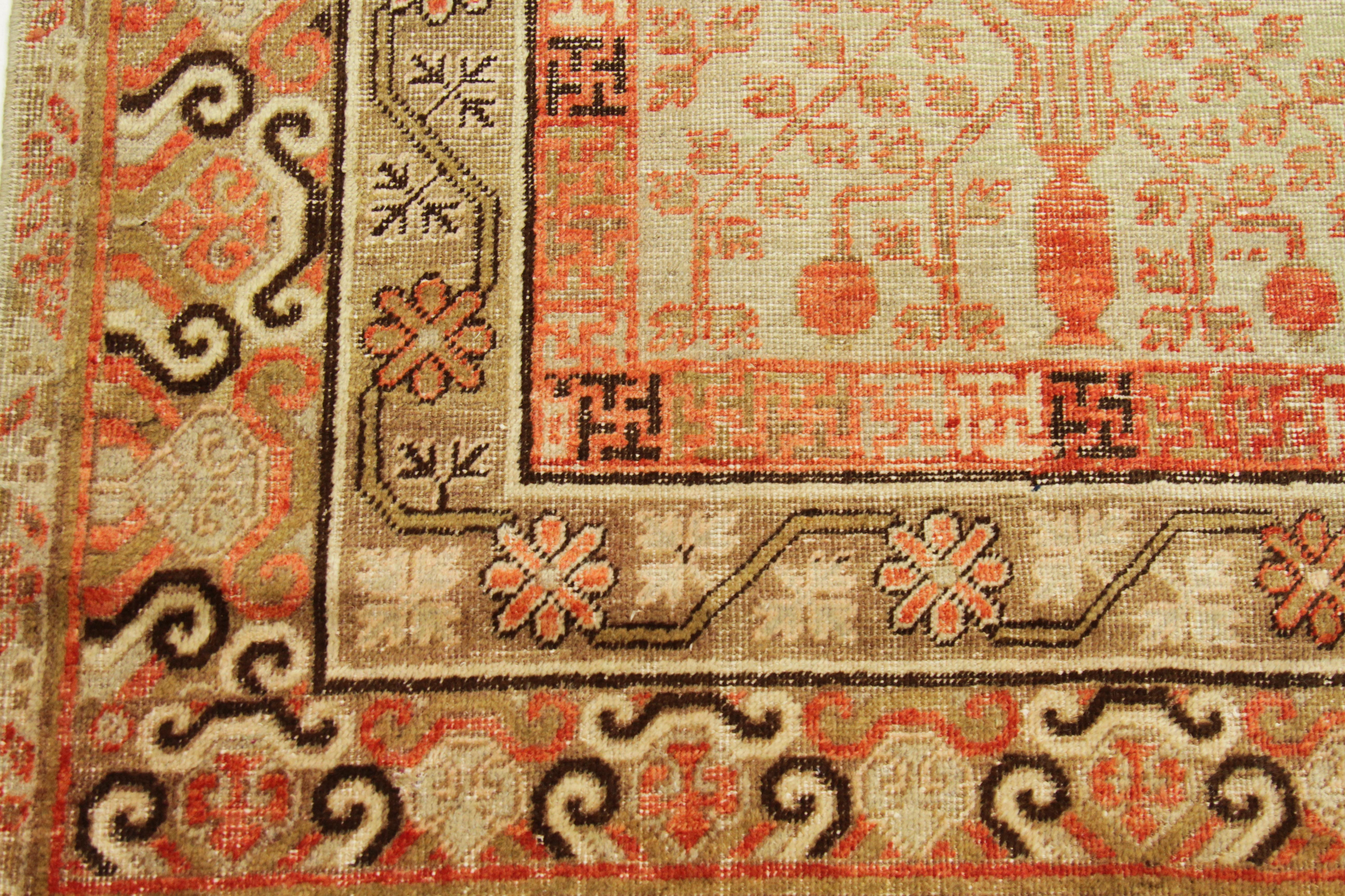 1910s Antique Central Asian Rug Khotan Style with Rust and Beige Nature Details For Sale 2