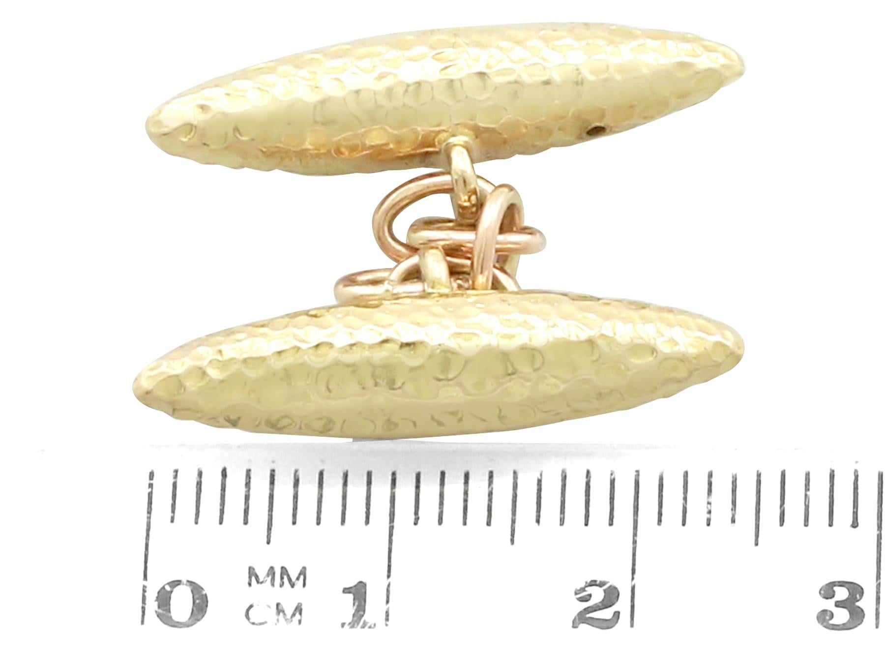 Women's or Men's 1910s Antique Cufflinks in Yellow Gold For Sale