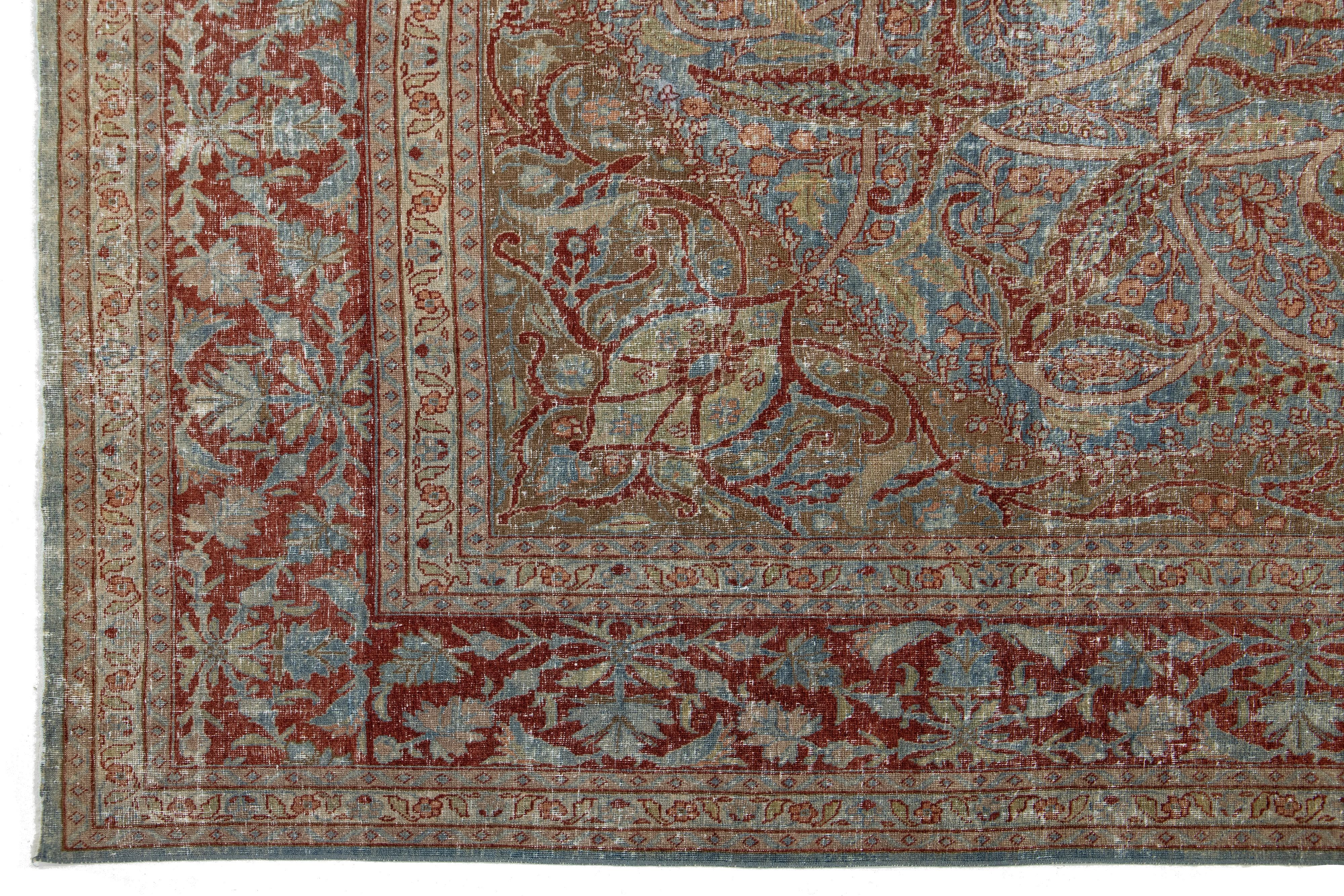 Tappeto antico in lana persiana Tabriz del 1910 con disegno classico a medaglione in blu in vendita 1