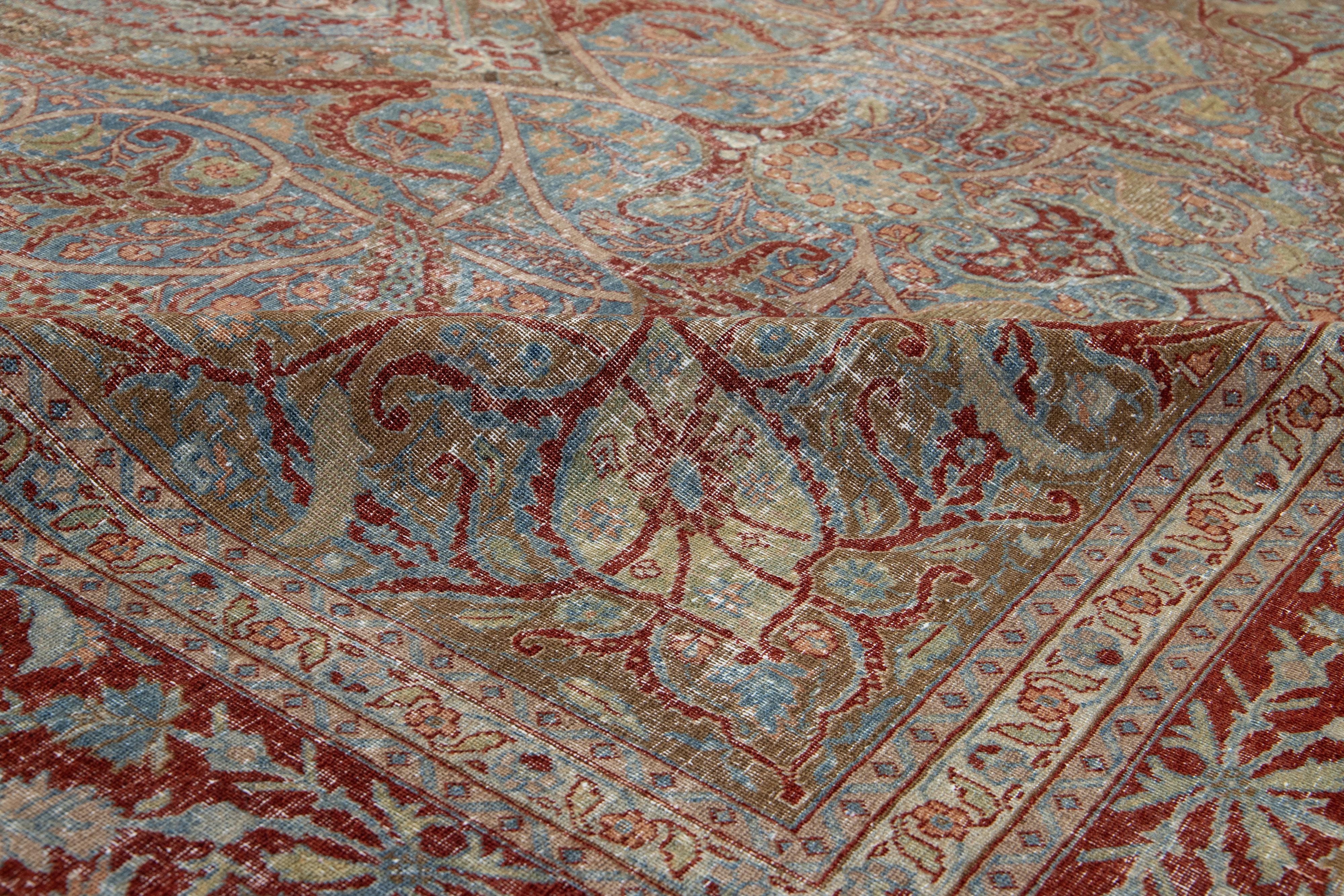 Tappeto antico in lana persiana Tabriz del 1910 con disegno classico a medaglione in blu in vendita 2