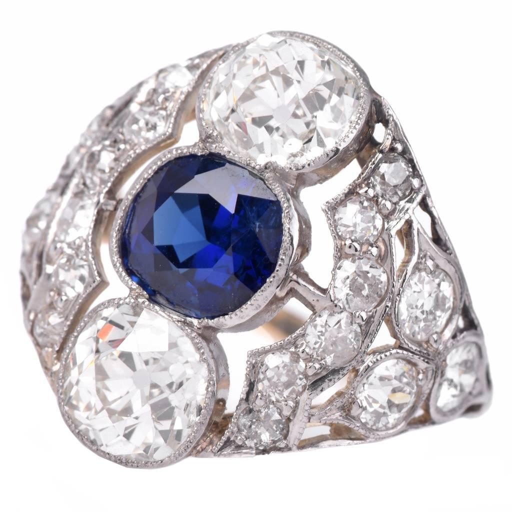 1910s Antique Sapphire and Diamond Filigree Platinum Ring