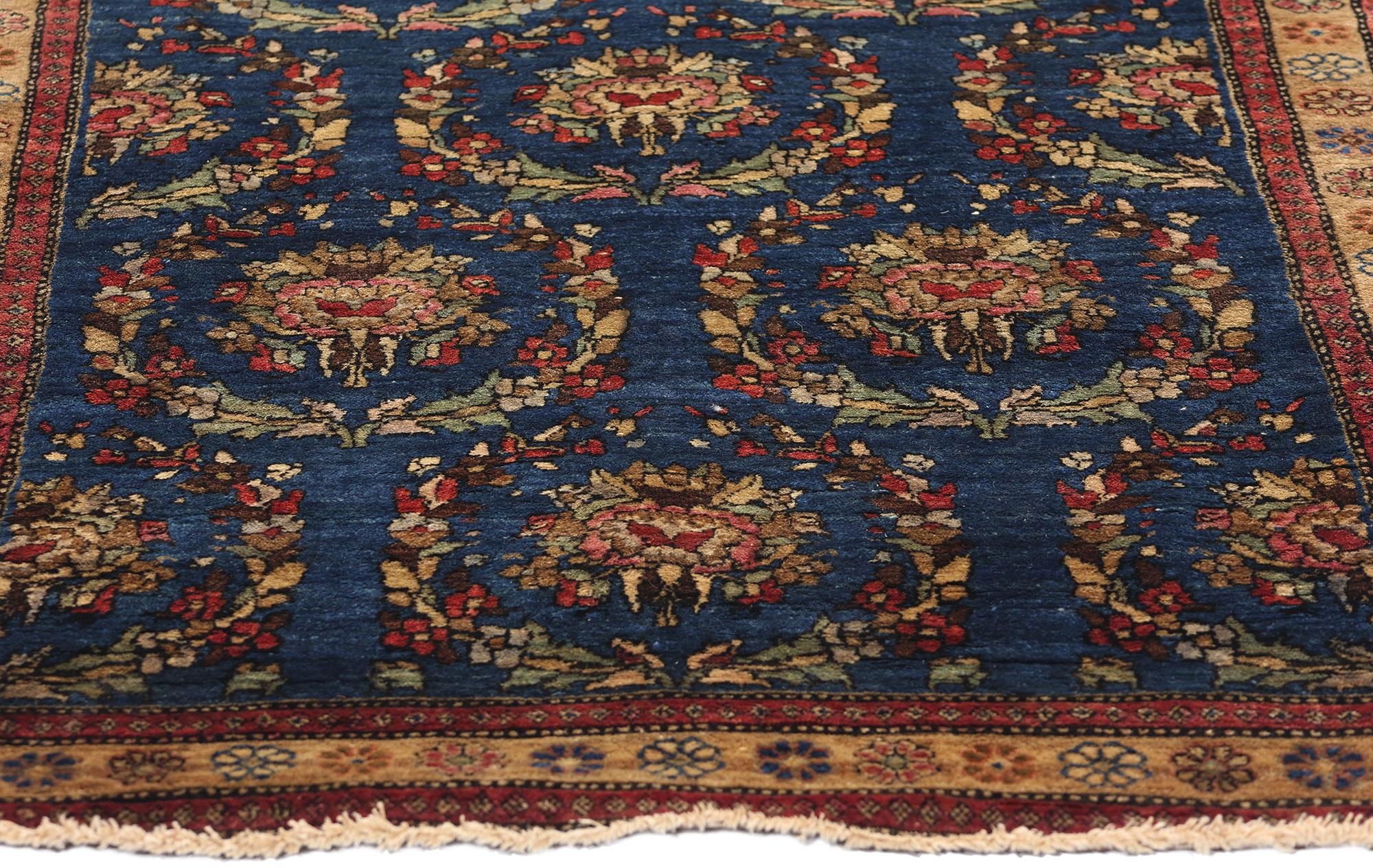 Annodato a mano Tappeto Sarouk Persiano Zaffiro Antico del 1910 con stile tradizionale in vendita