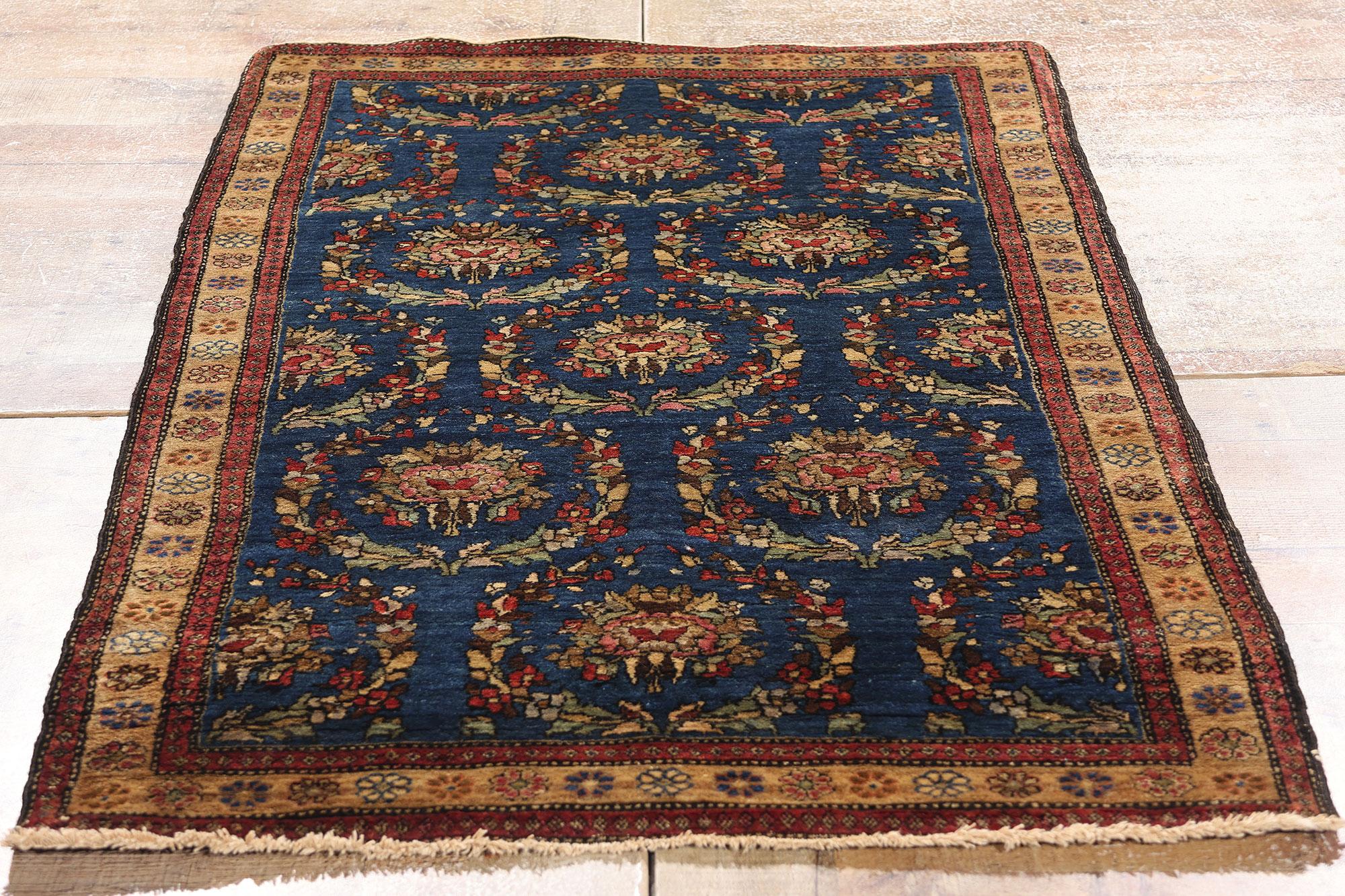 Tappeto Sarouk Persiano Zaffiro Antico del 1910 con stile tradizionale in vendita 1