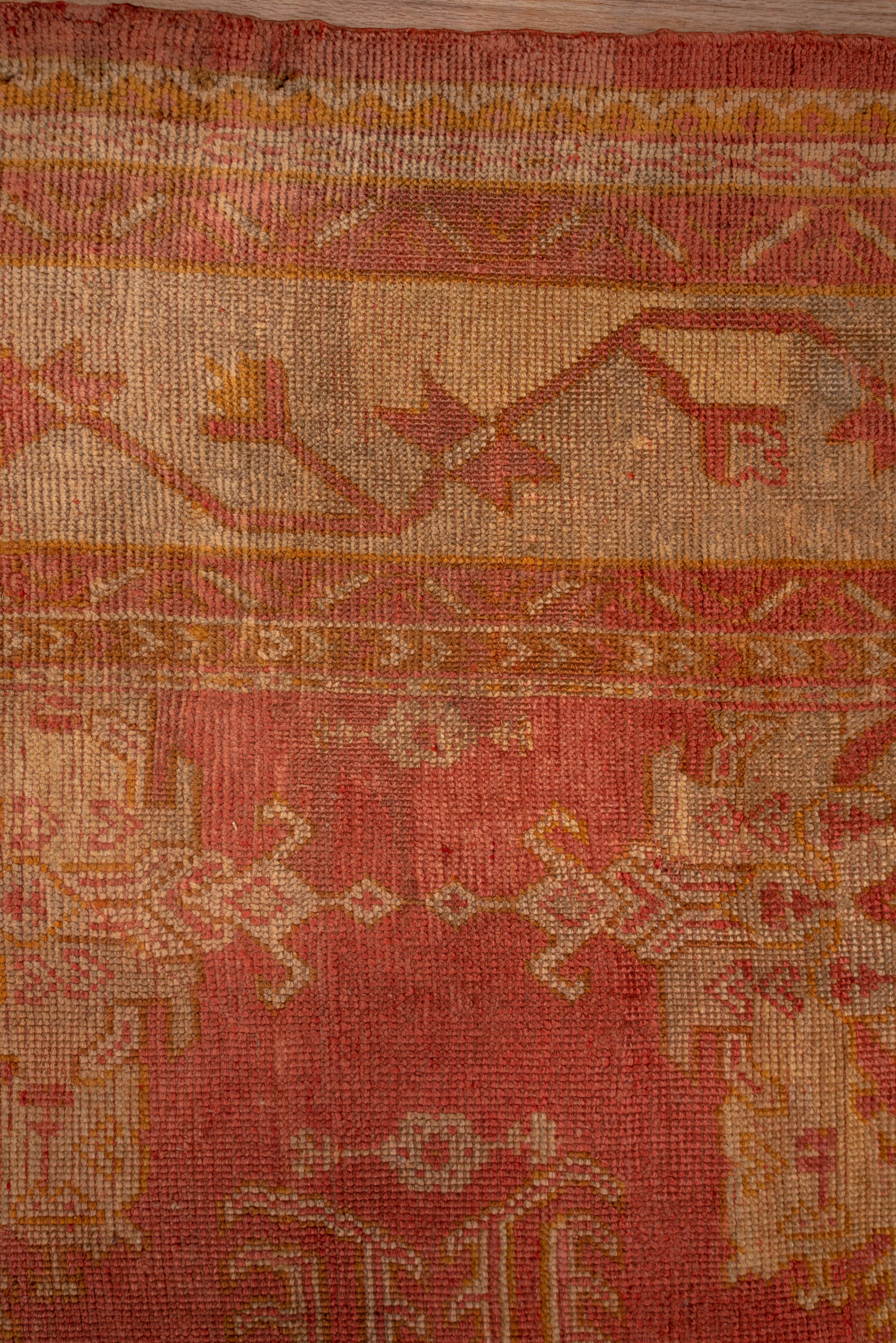 1910s Antique Turkish Oushak Area Rug, Light Red All-Over Field, Gold Borders For Sale 2