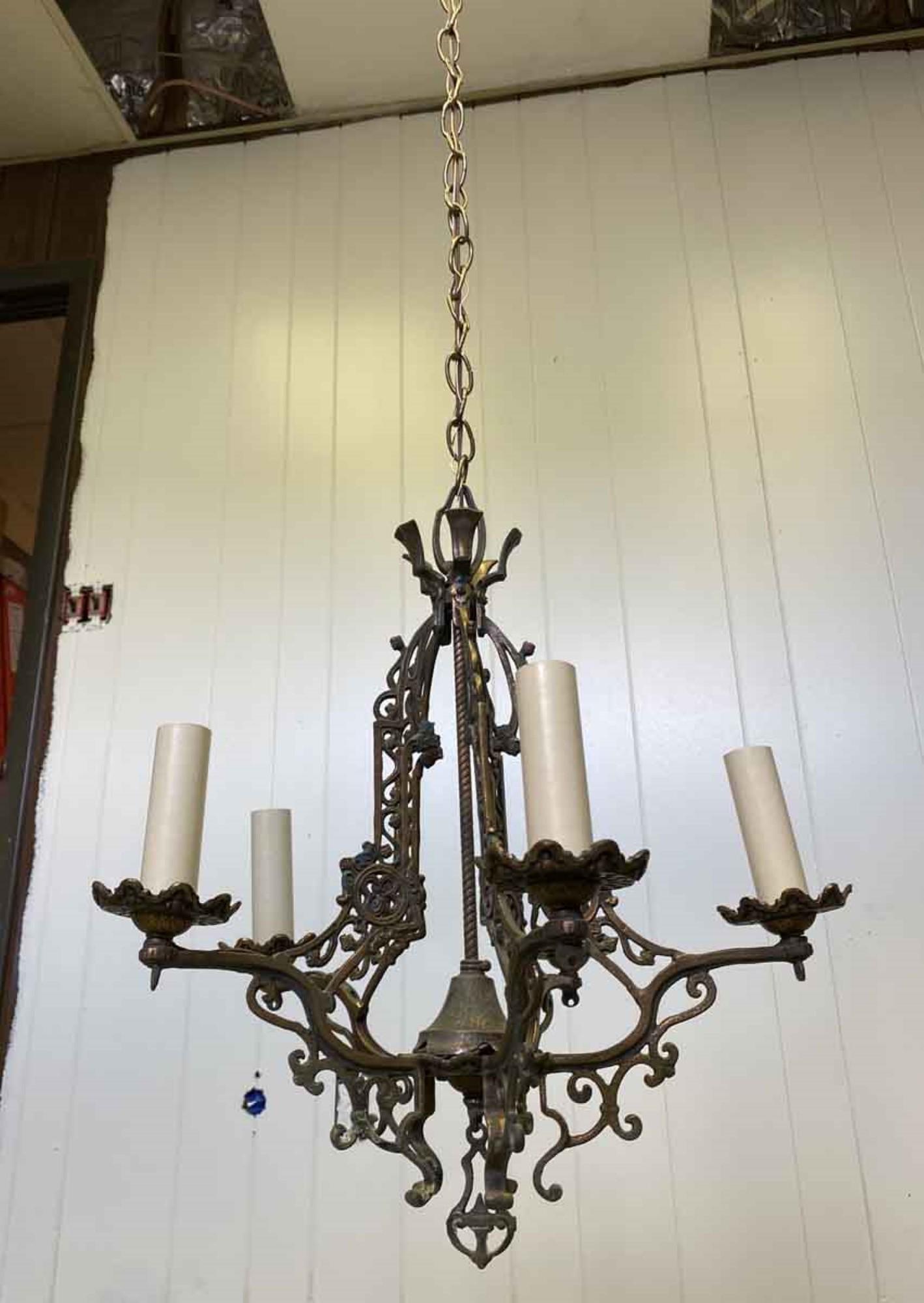 1910s Arts & Crafts Heavy Cast Bronze Chandelier with 5 Arms and Original Patina In Good Condition In New York, NY