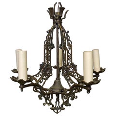 1910s Arts & Crafts Heavy Cast Bronze Chandelier with 5 Arms and Original Patina