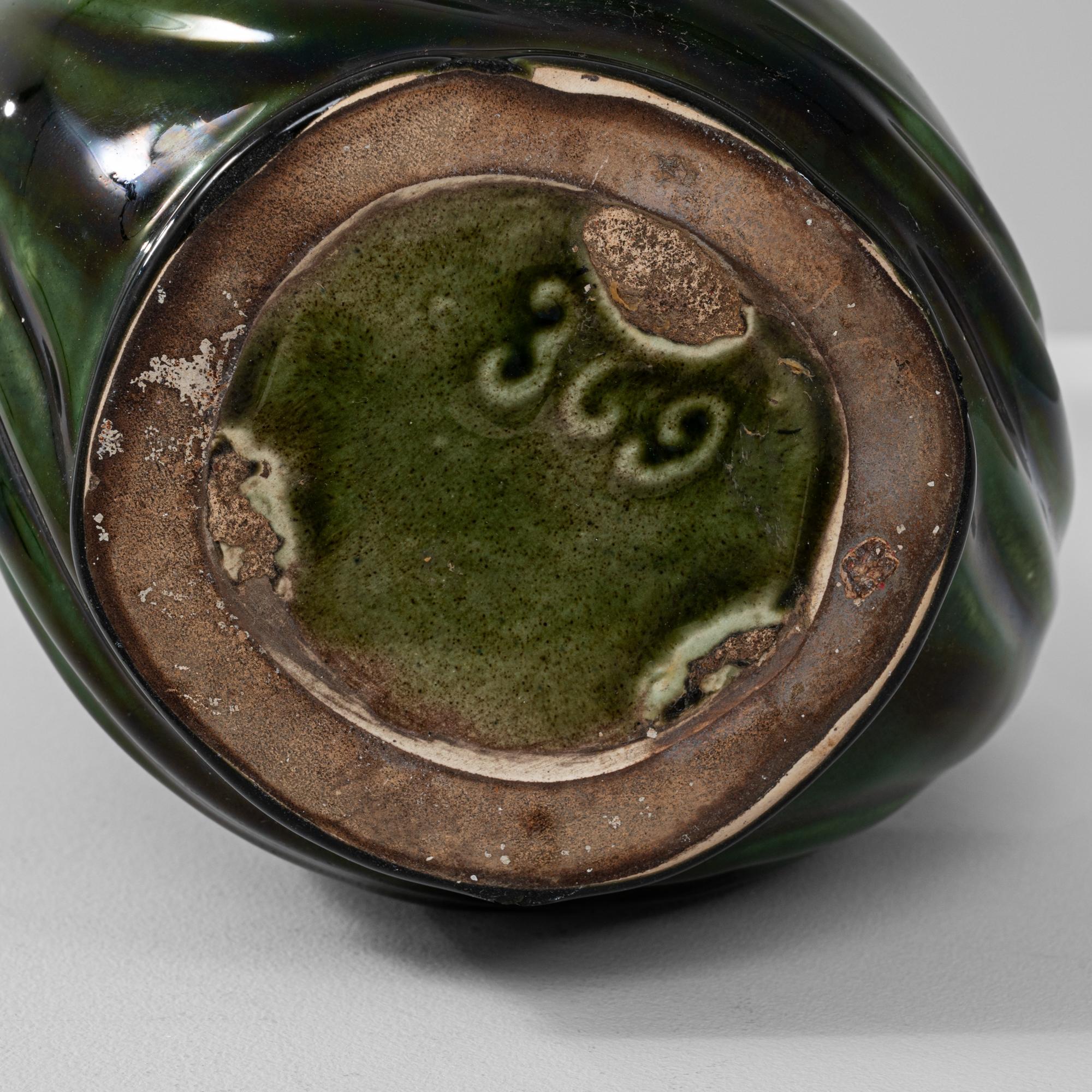 Vetro Vaso di vetro belga del 1910 in vendita