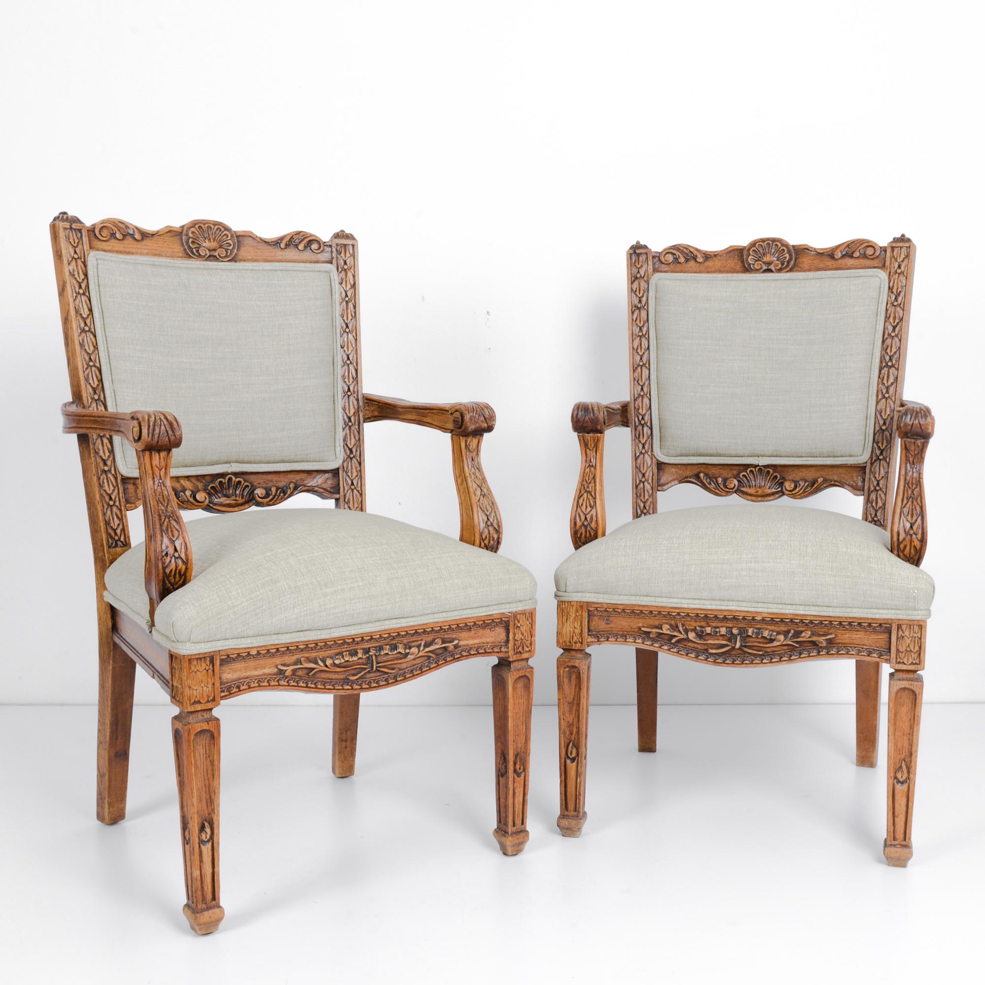 1910s Belgian Oak Carved Upholstered Armchairs, a Pair In Good Condition In High Point, NC