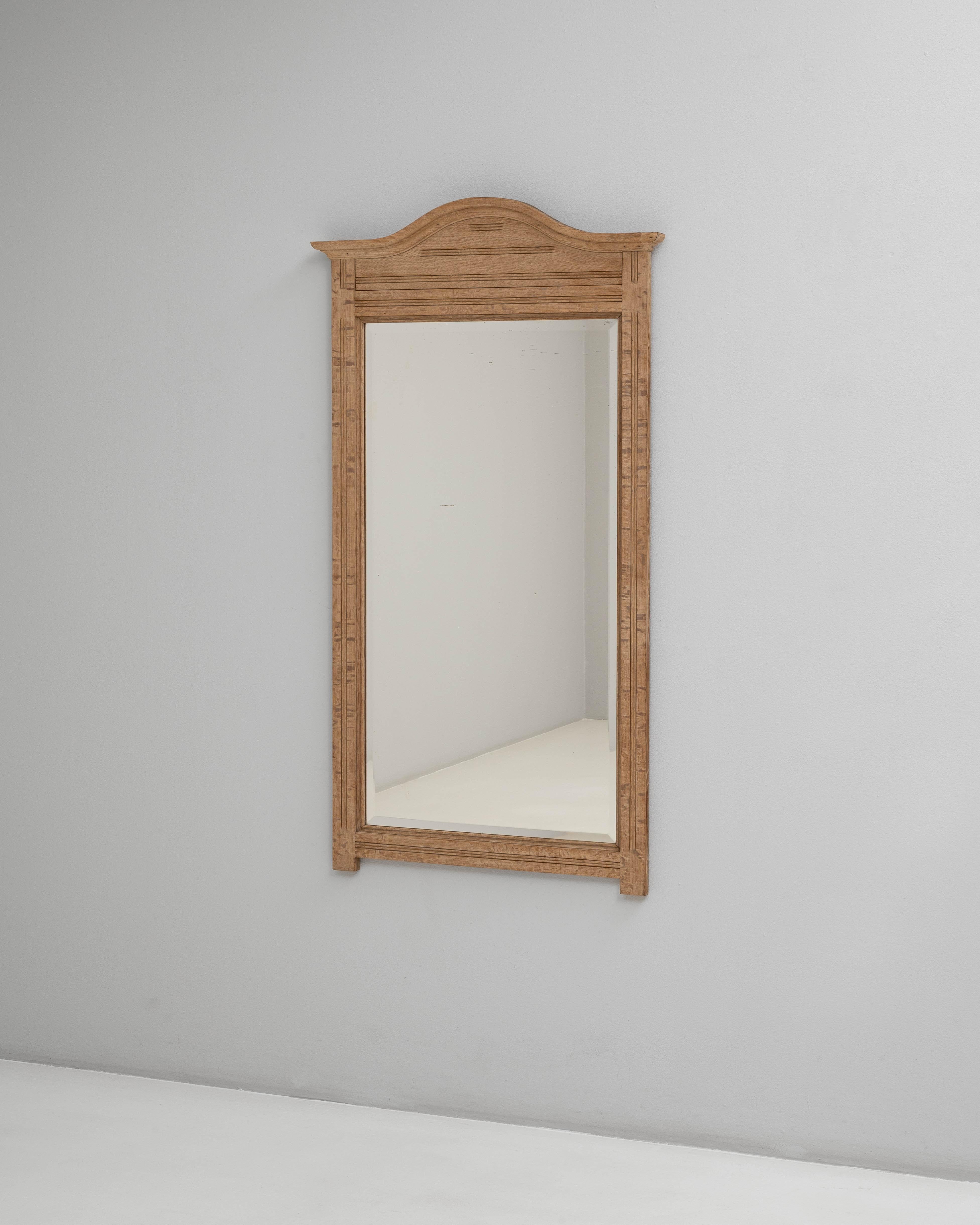 Espejo de roble belga de 1910 Vidrio en venta