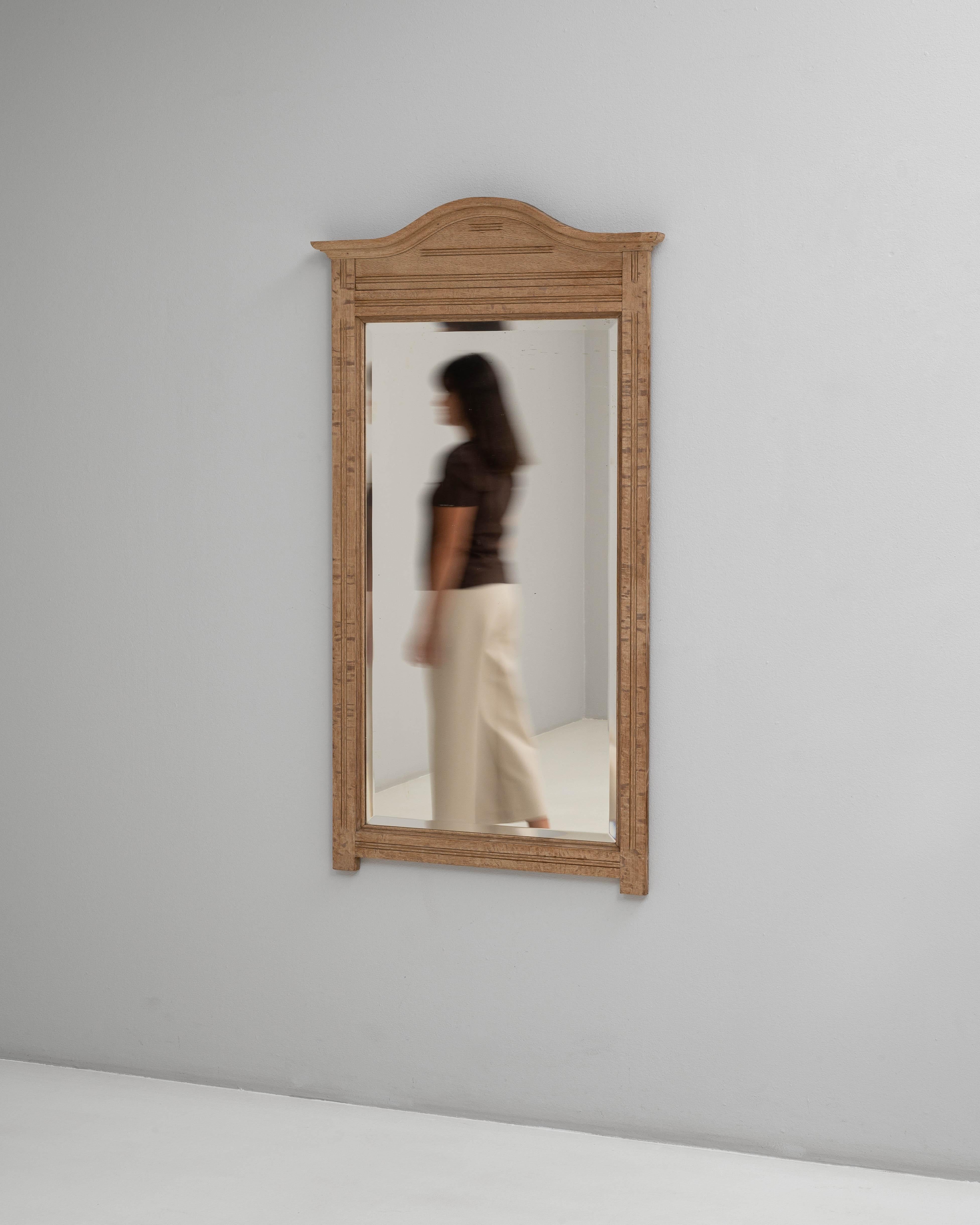 Espejo de roble belga de 1910 en venta 2