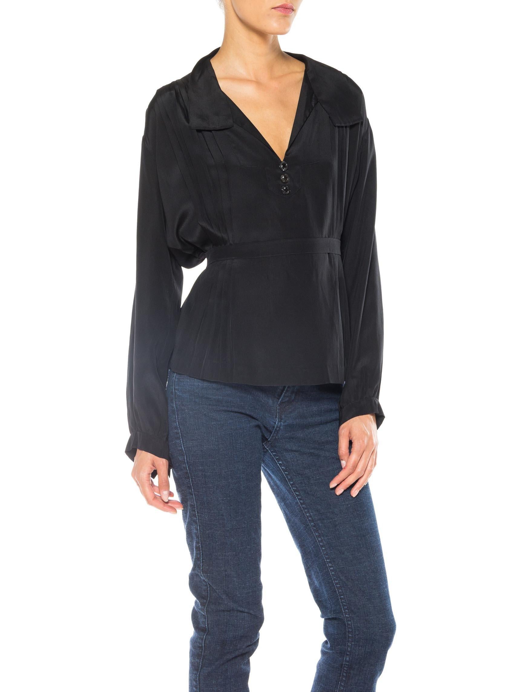Edwardian Black Silk Long Sleeve Pleated & Belted Blouse In Excellent Condition For Sale In New York, NY