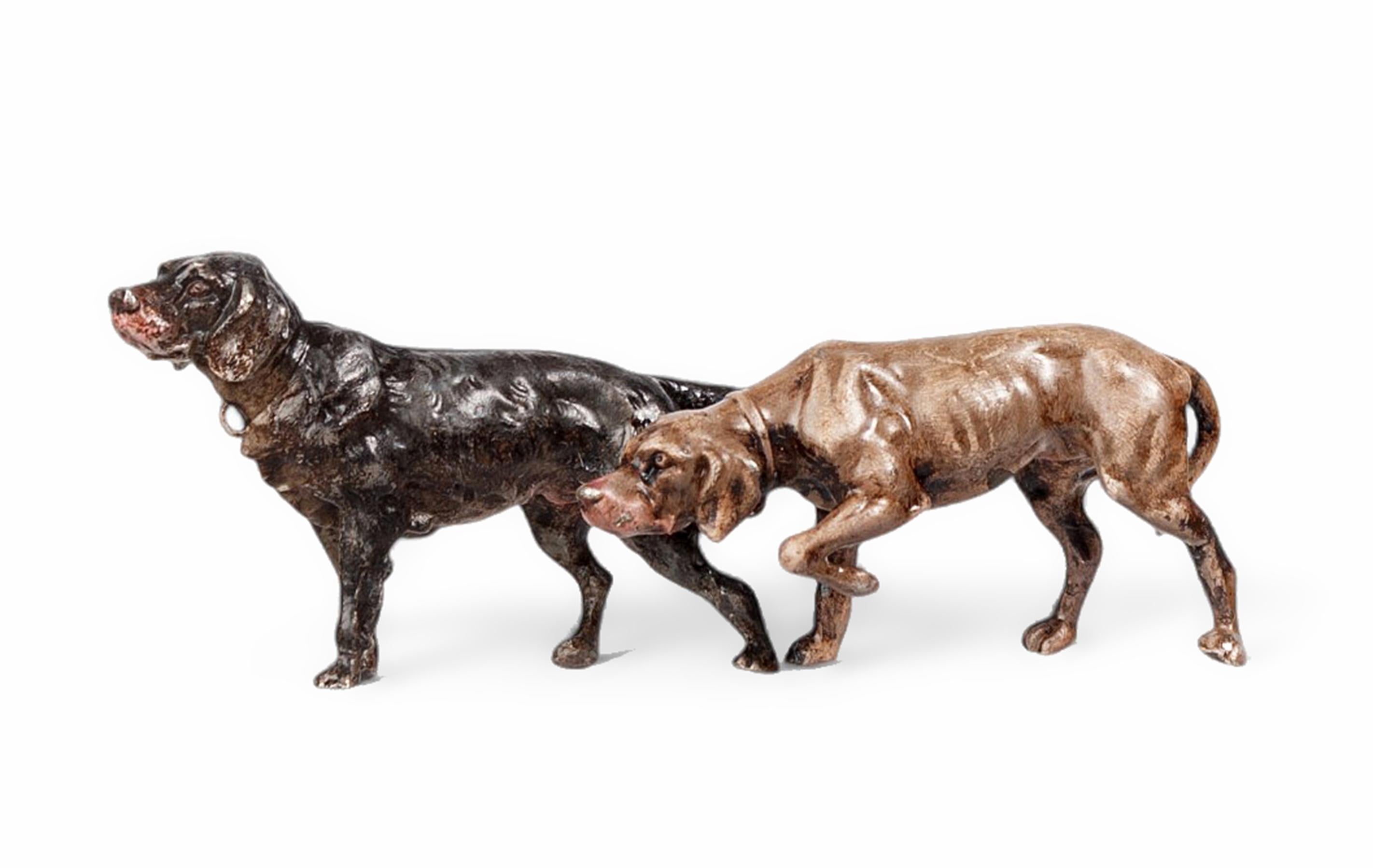 Austrian 1910s Cold-Painted Small Bronze Hounds/Dogs Figurine by Franz Bergmann, Austria For Sale