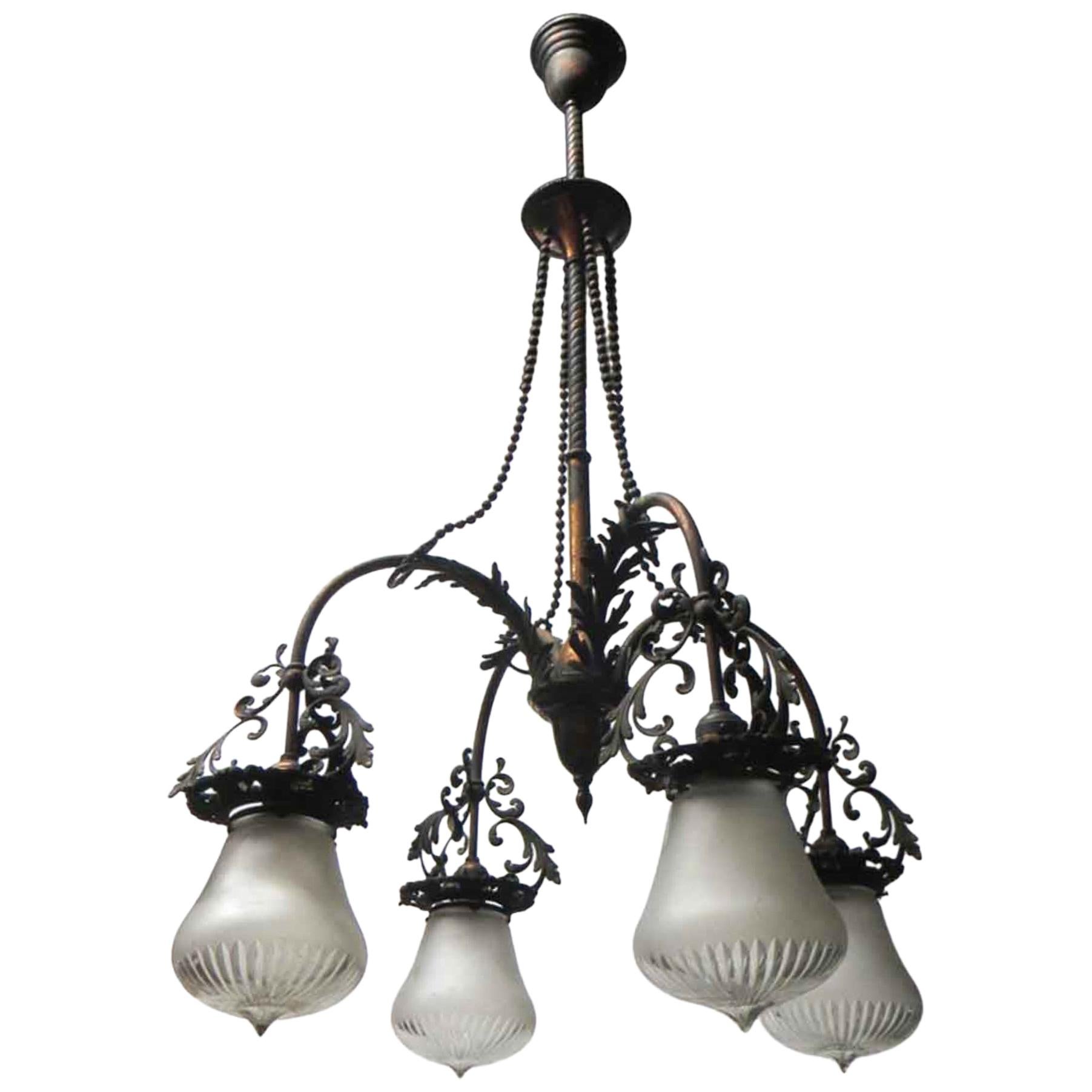 lustre à 4 lumières en laiton lavé au cuivre des années 1910:: à éclairage perlé victorien