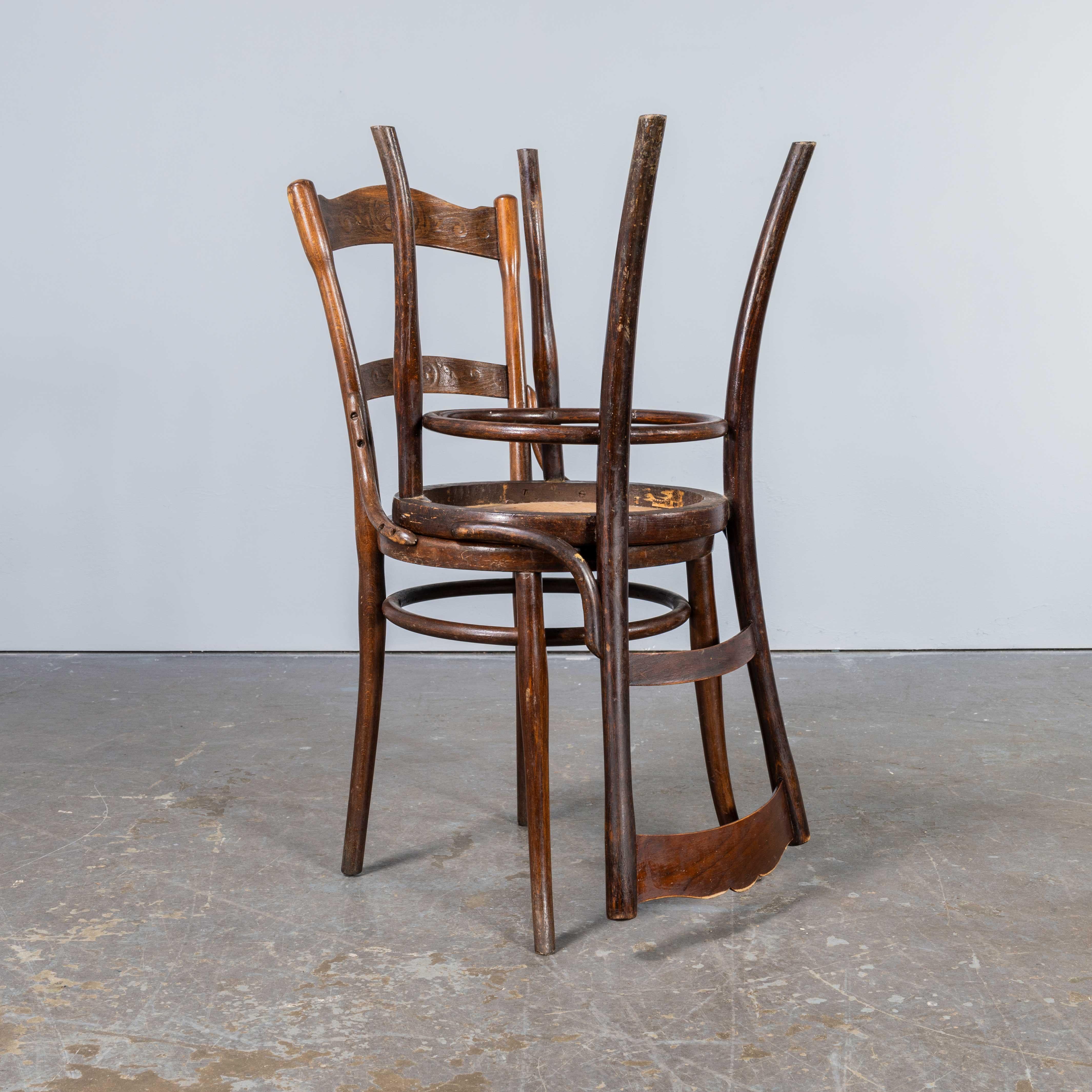1910's Early Debrecen Bentwood Dining Chairs - Paar (Ungarisch)