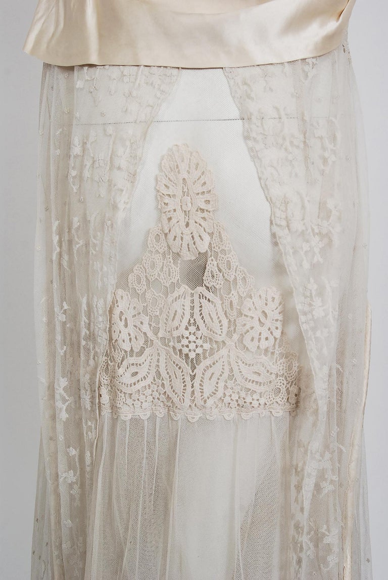 1910's Edwardian Antique Couture Ivory Mixed-Lace Draped Layered Bridal Dress For Sale 3