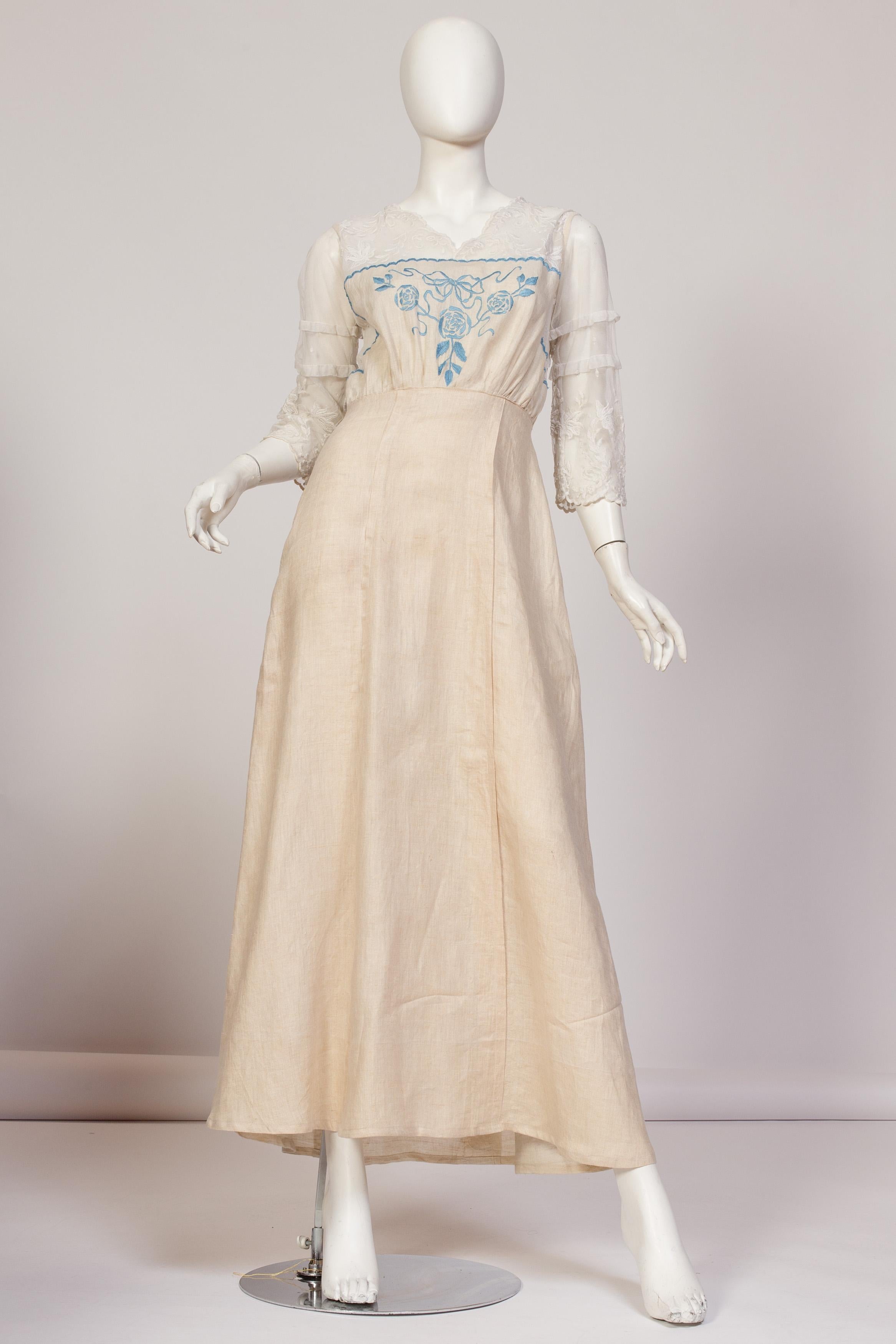 Edwardian Leinen & Baumwolle bestickt Tüll Kleid mit blauen Hand Blumen