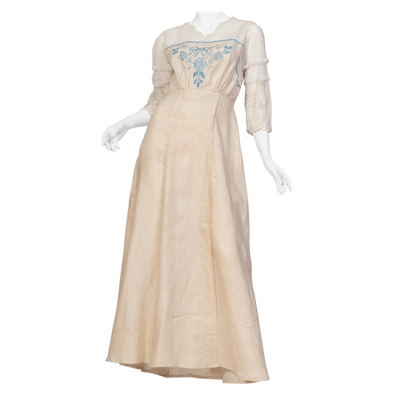 Edwardian Linen and Cotton Embroidered Tulle Dress With Blue Hand Flowers  For Sale at 1stDibs | 1910s dress, 1912 vestimenta, edwardian evening dress